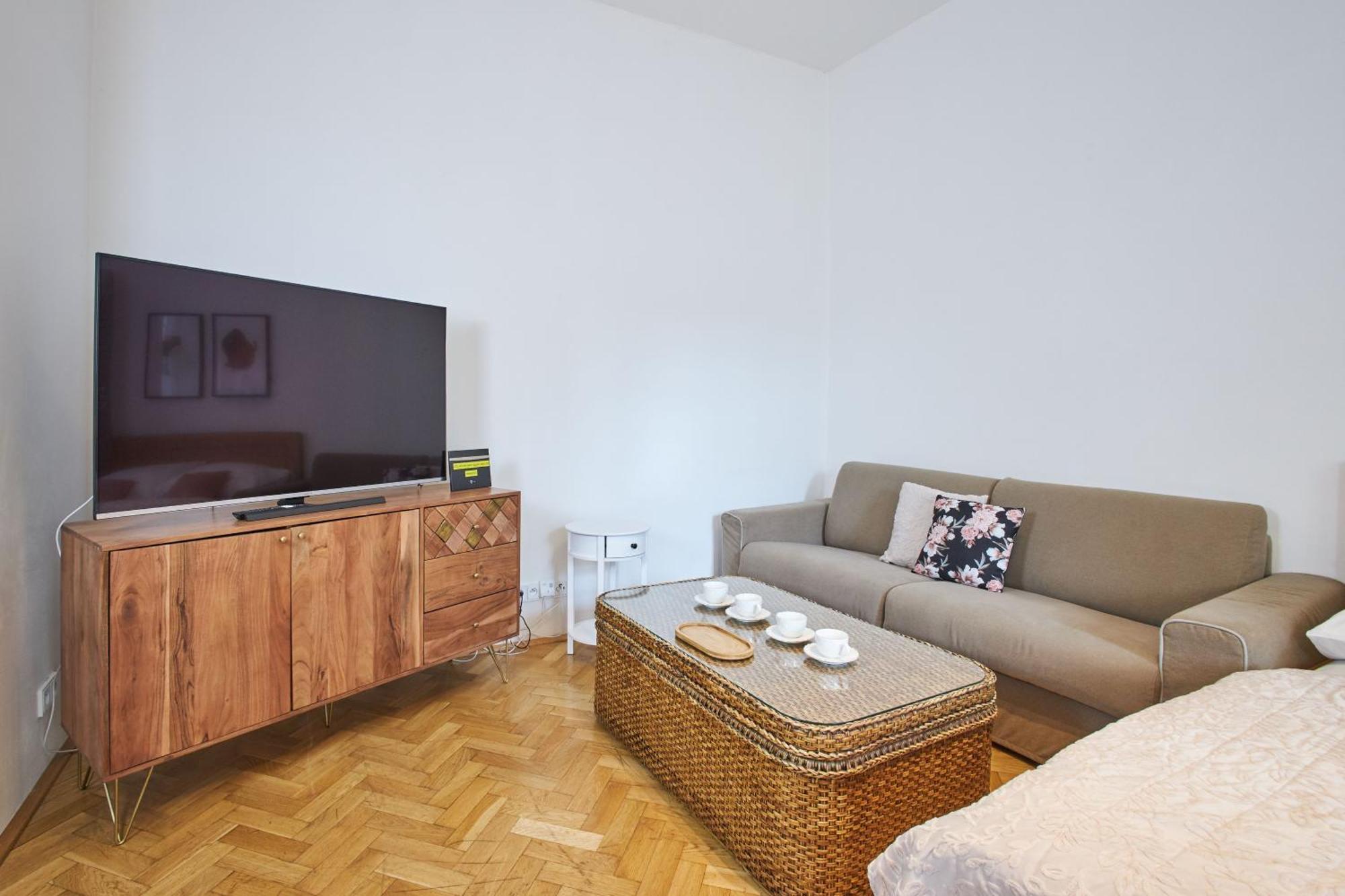 Wenceslas Square Aparthotel 4*