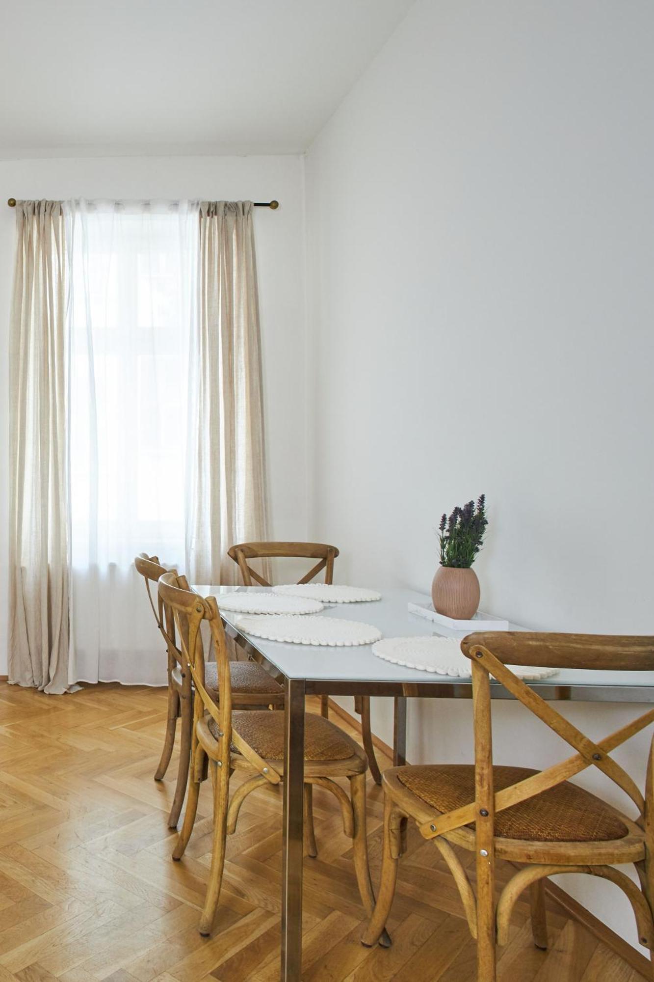 Apart Otel Wenceslas Square 4*
