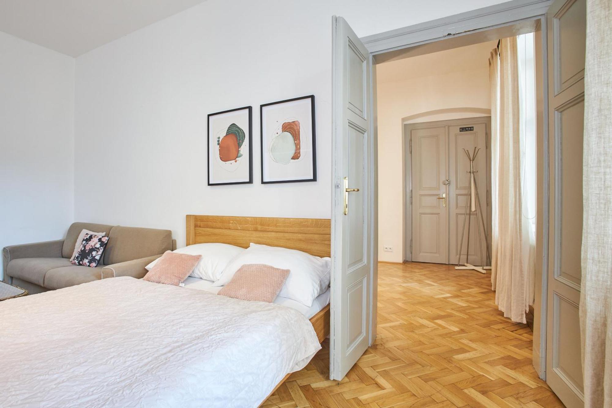 Wenceslas Square Apart Otel Prag