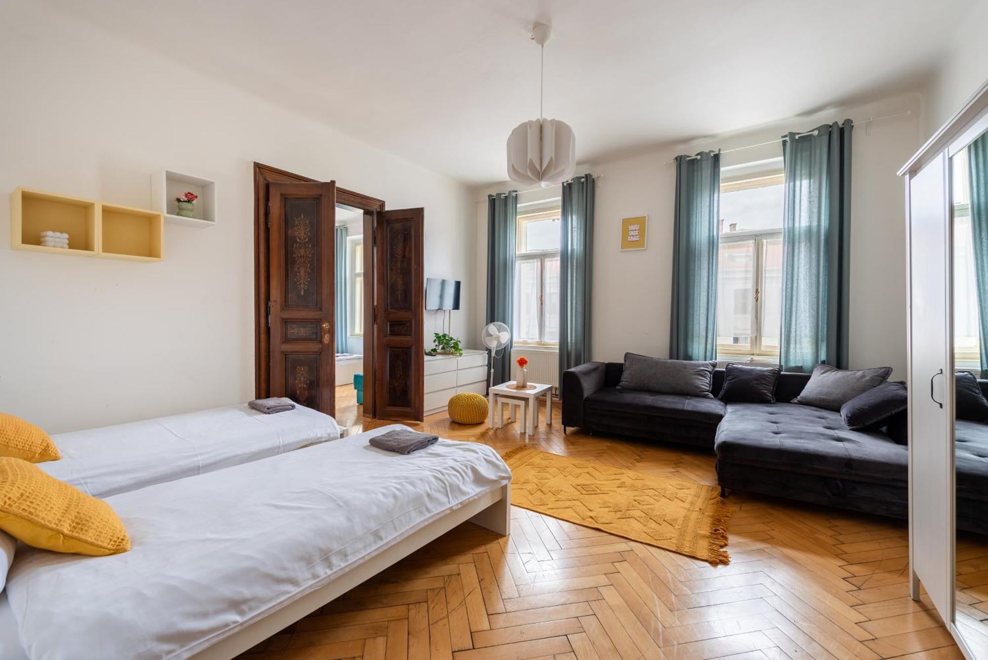 Tesnov Apartamento *