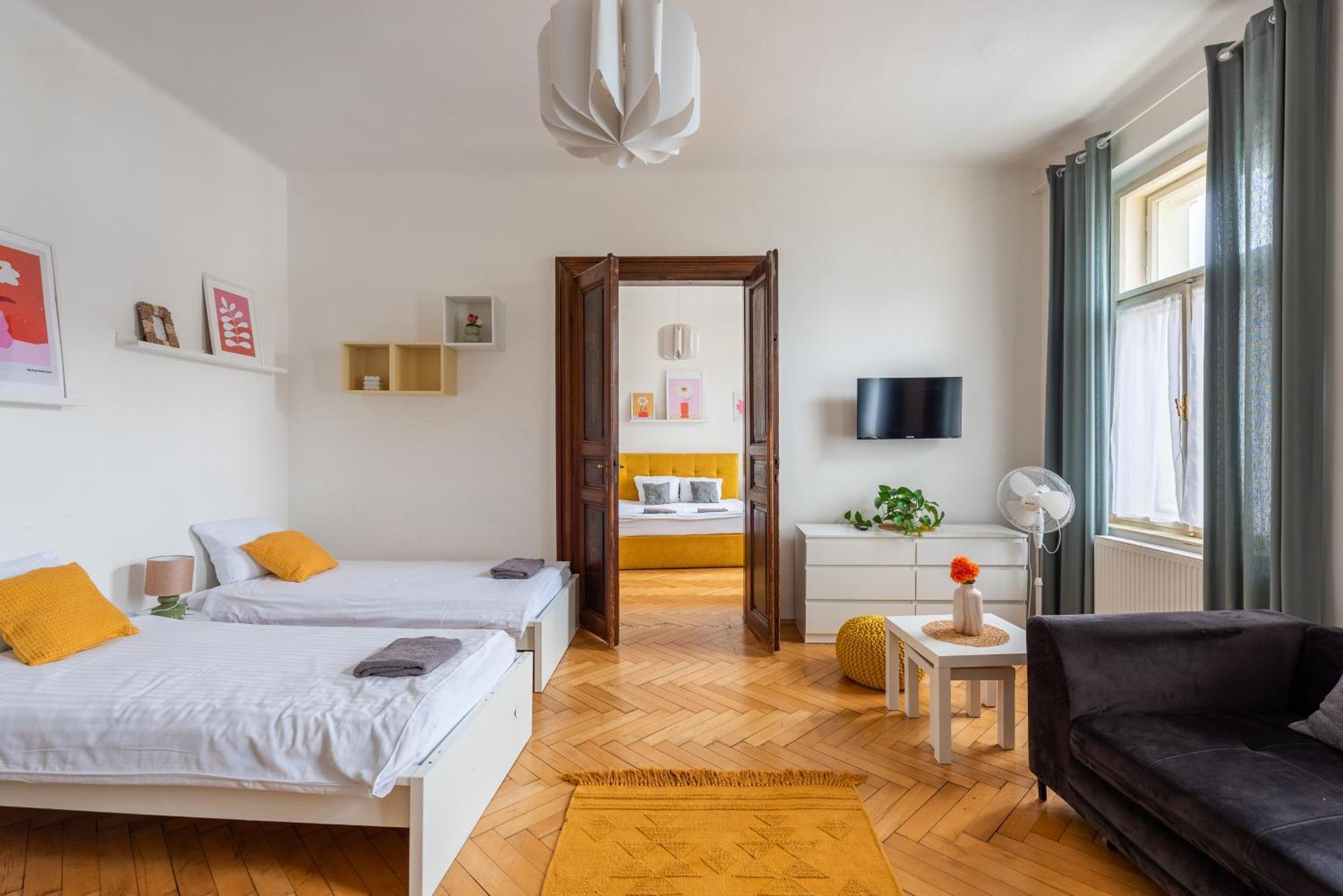 Aparthotel Tesnov