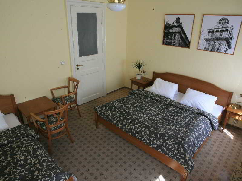 Anna Hotel