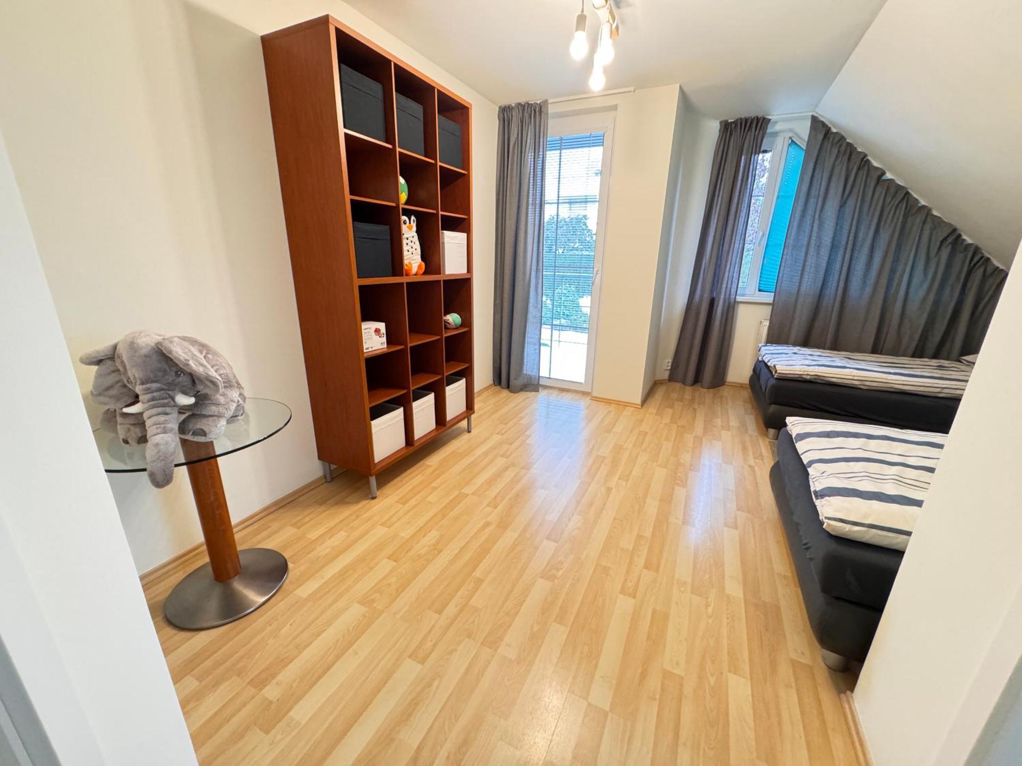Appartement Diamondvilla, 4 Bedroom Apartment, Garden & Prague