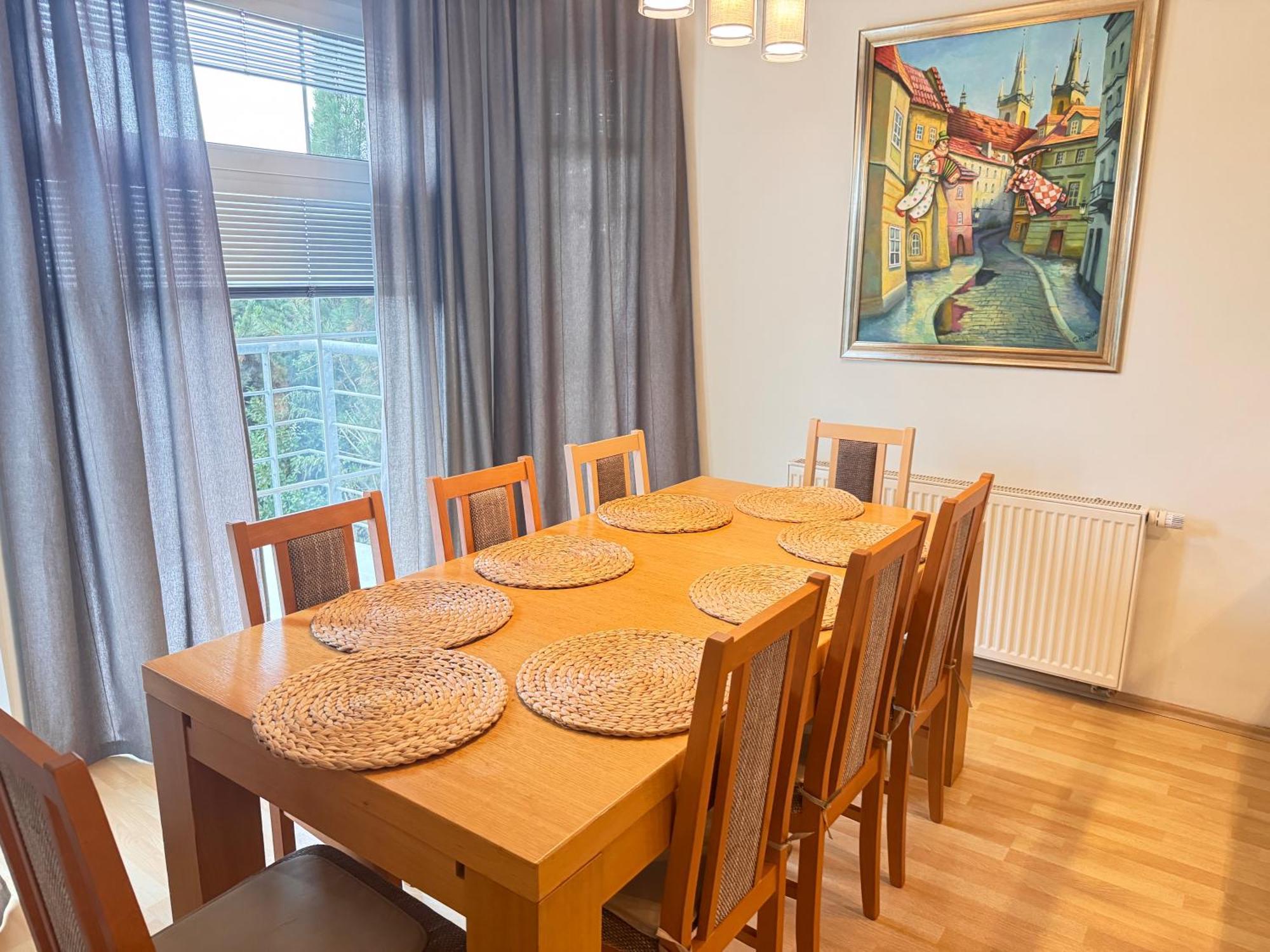 Appartement Diamondvilla, 4 Bedroom Apartment, Garden & Prague