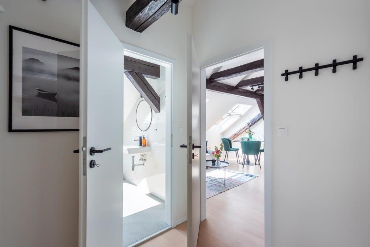Zen & Stylish Attic Daire