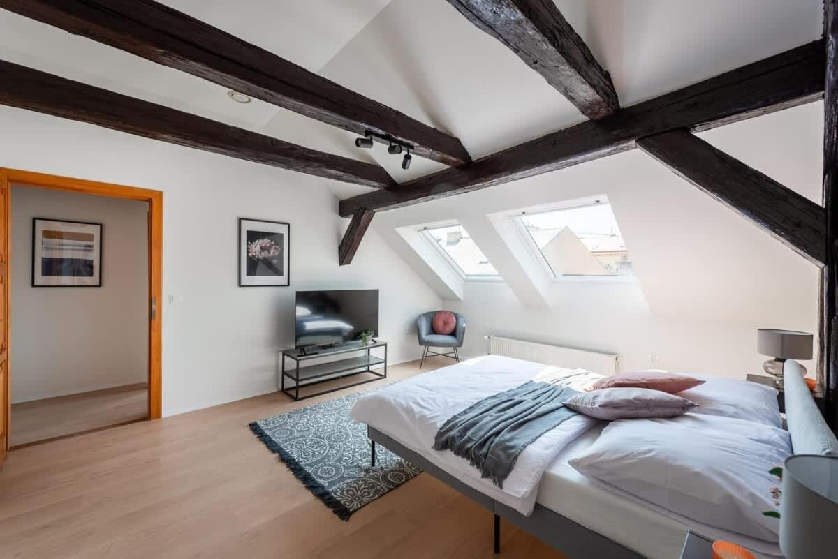 Zen & Stylish Attic Prag