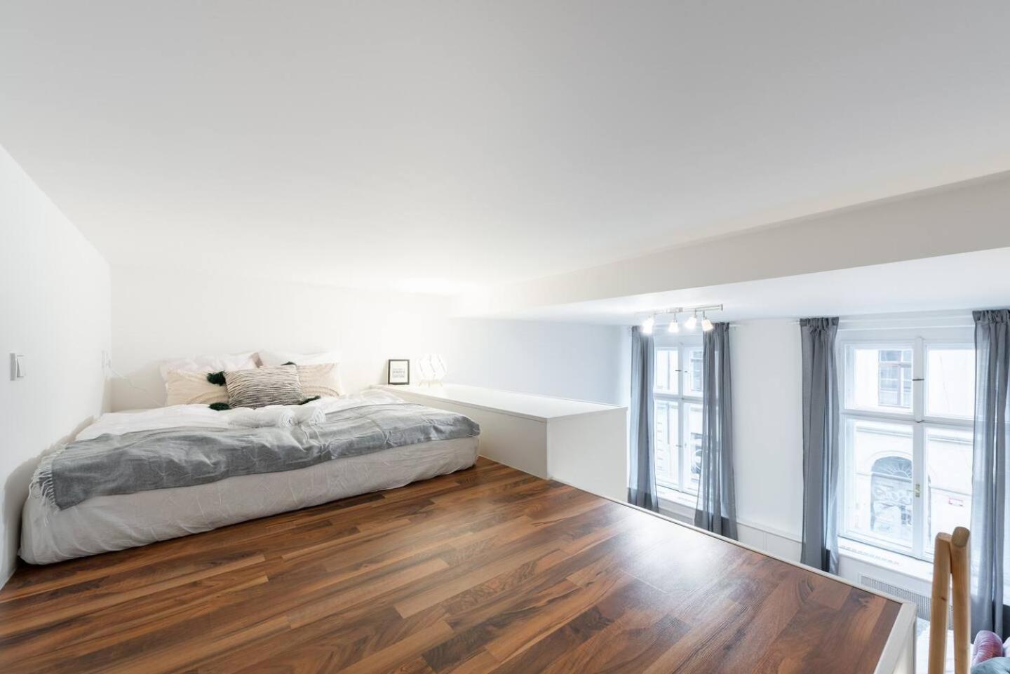 Apartment Modern Loft Getaway Prague