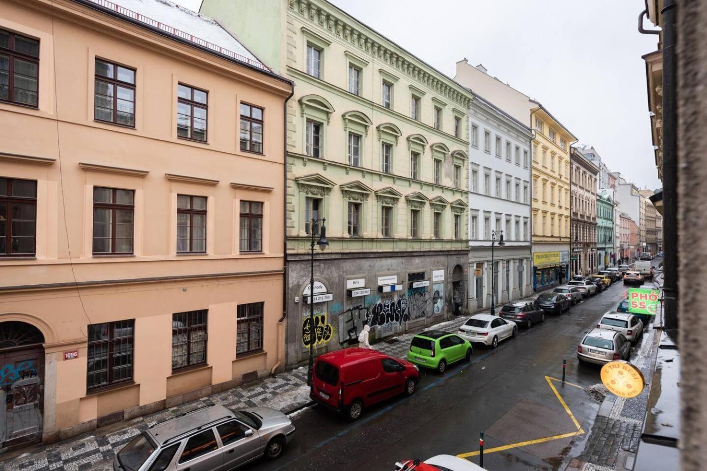 Modern Loft Getaway * Prague
