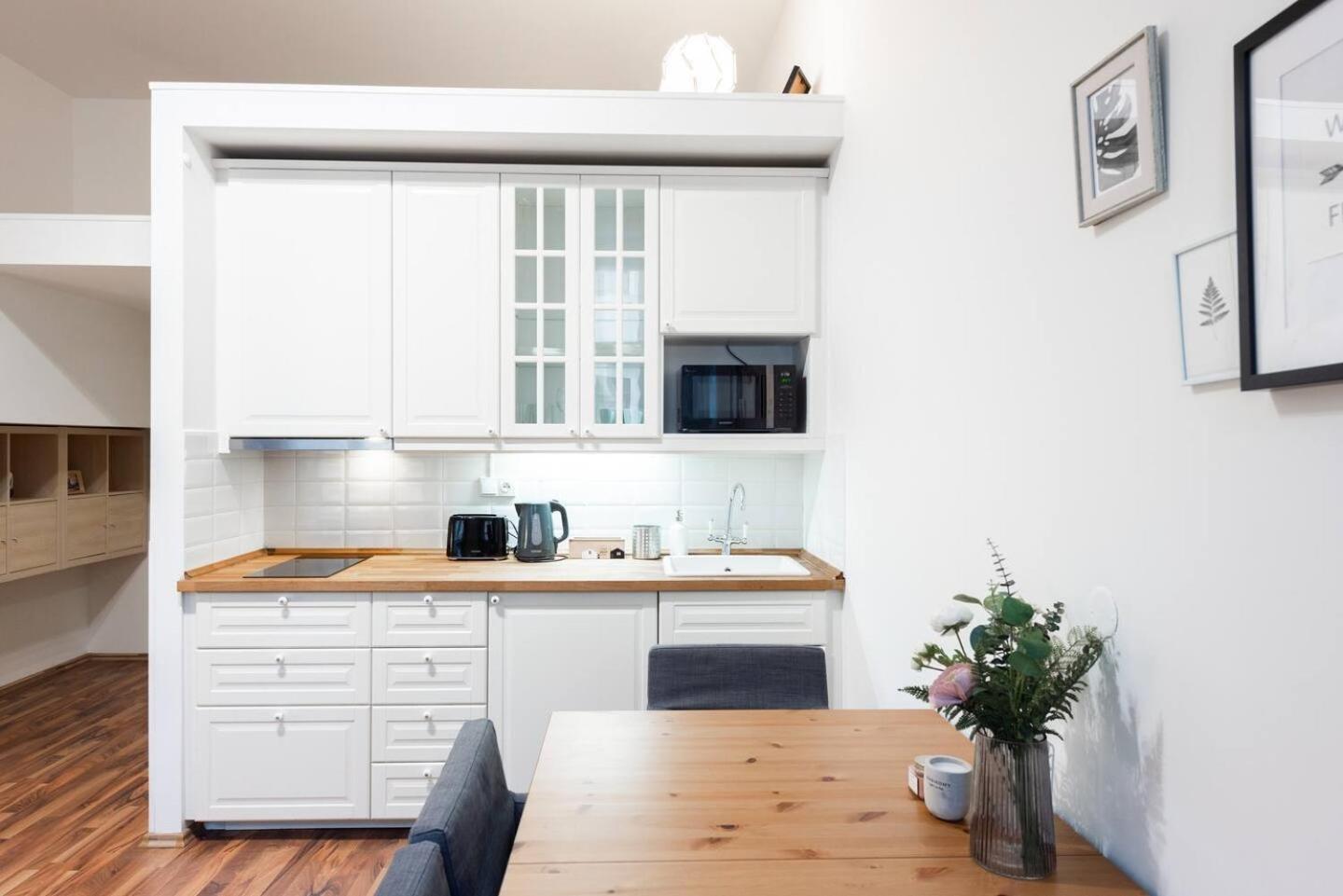 Apartment Modern Loft Getaway Prague