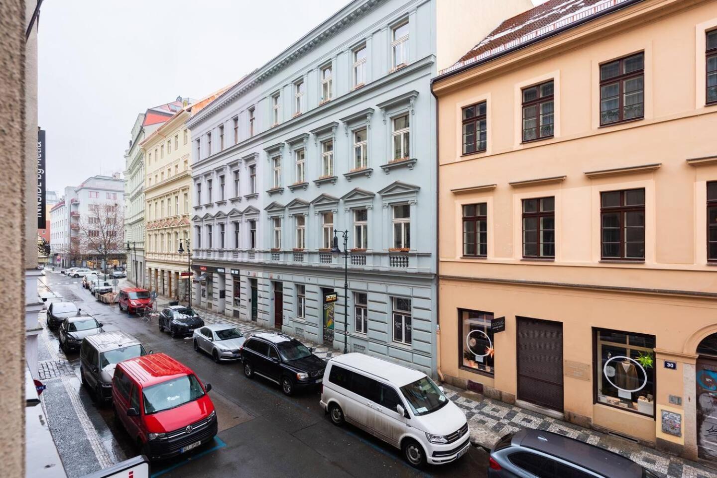 Modern Loft Getaway * Prague