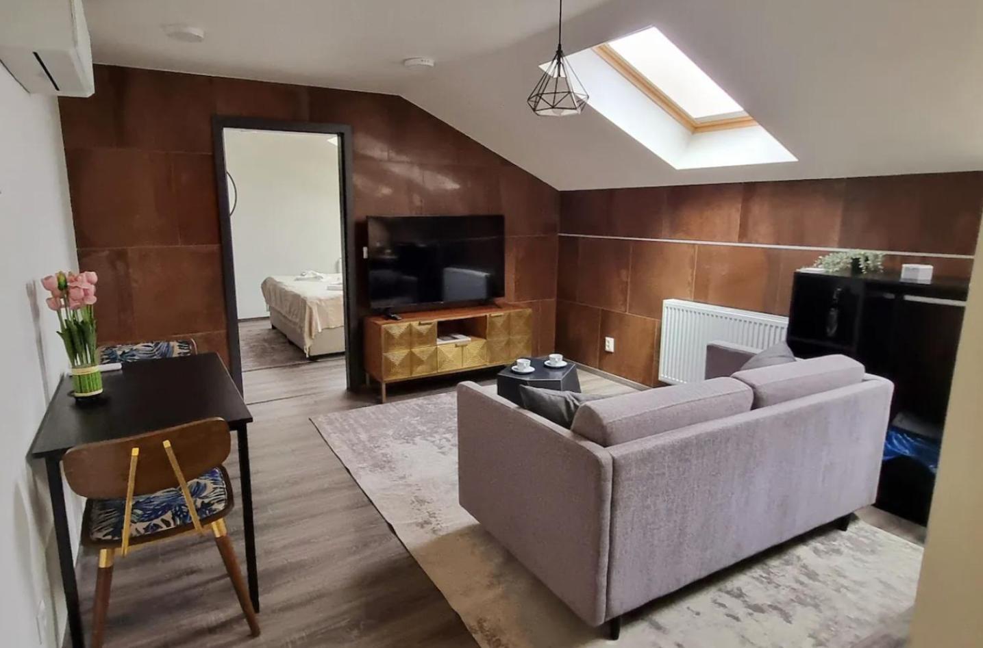 Coru House