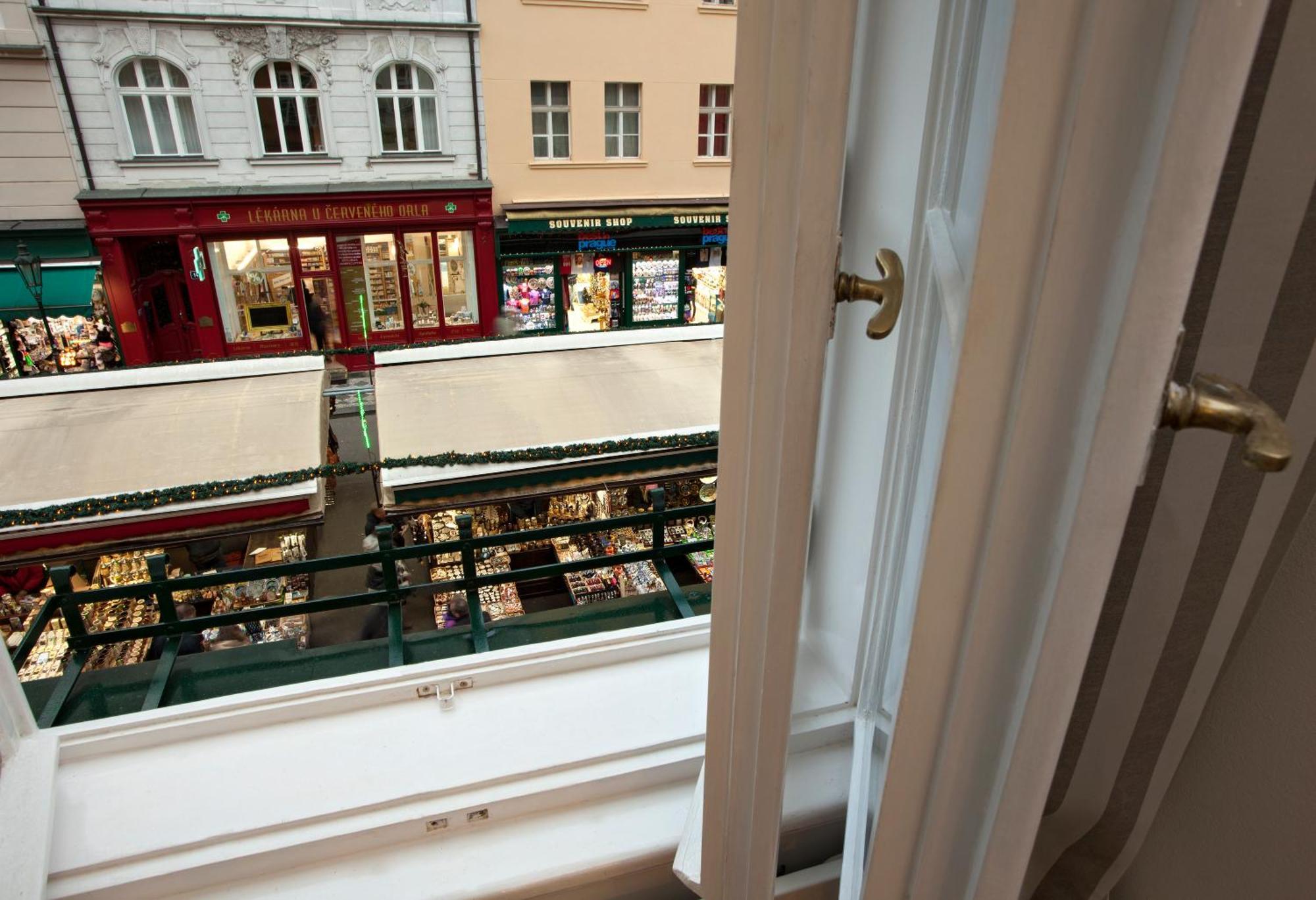 Corto Old Town 3*