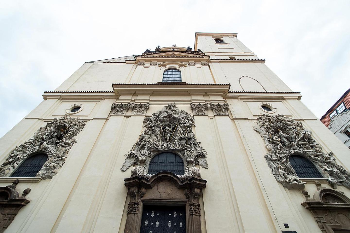 Luxurious Two-bedroom In The Old Town Prague