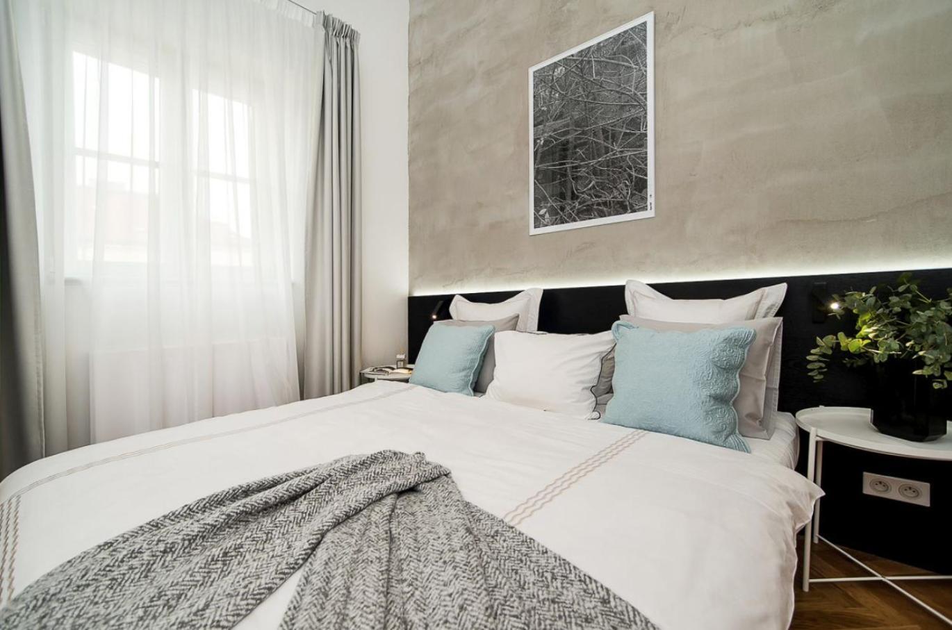 Large And Modern In The Heart Of Prague