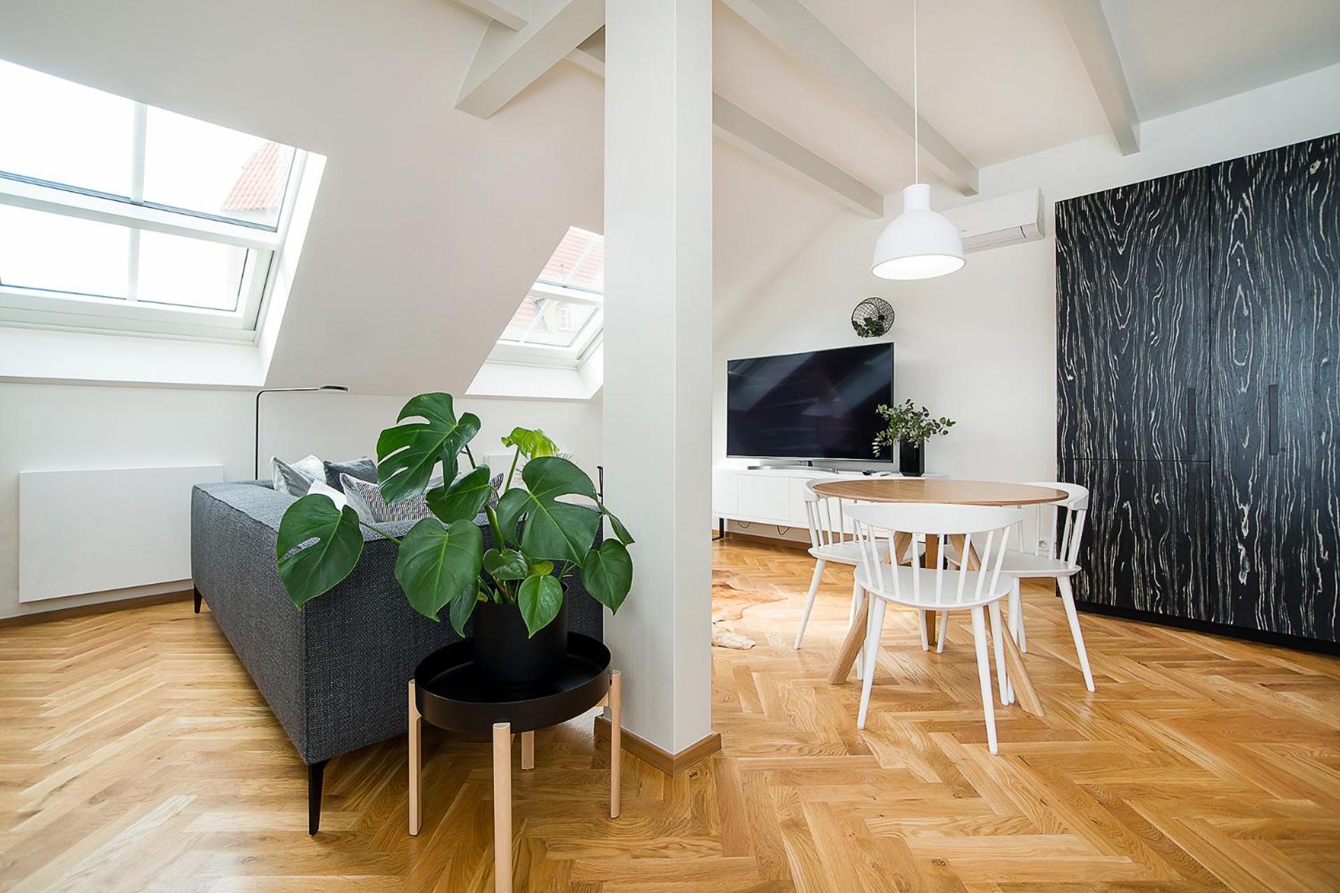 Large And Modern In The Heart Of * Prague