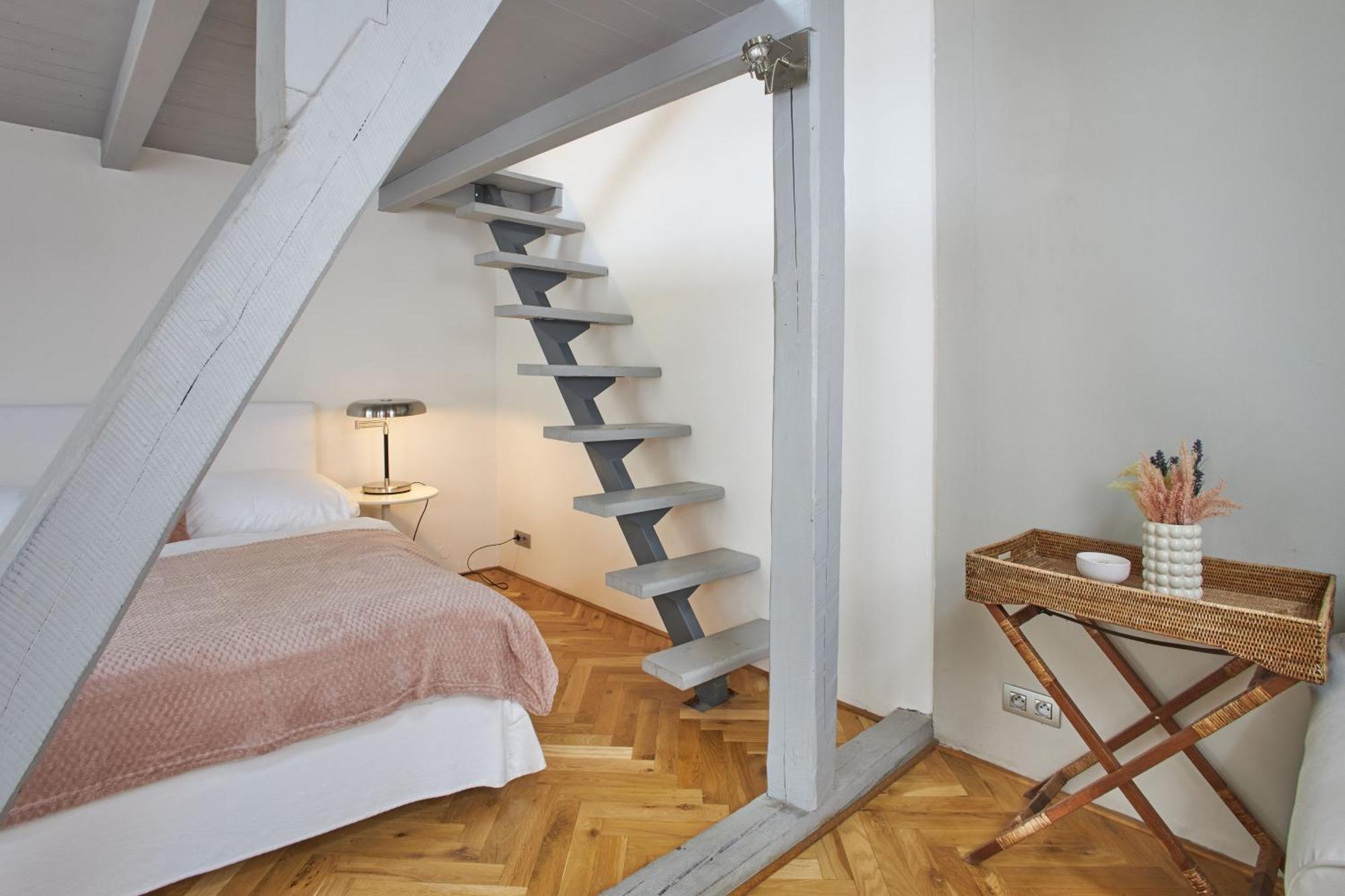 Wenceslas Square Apart Otel