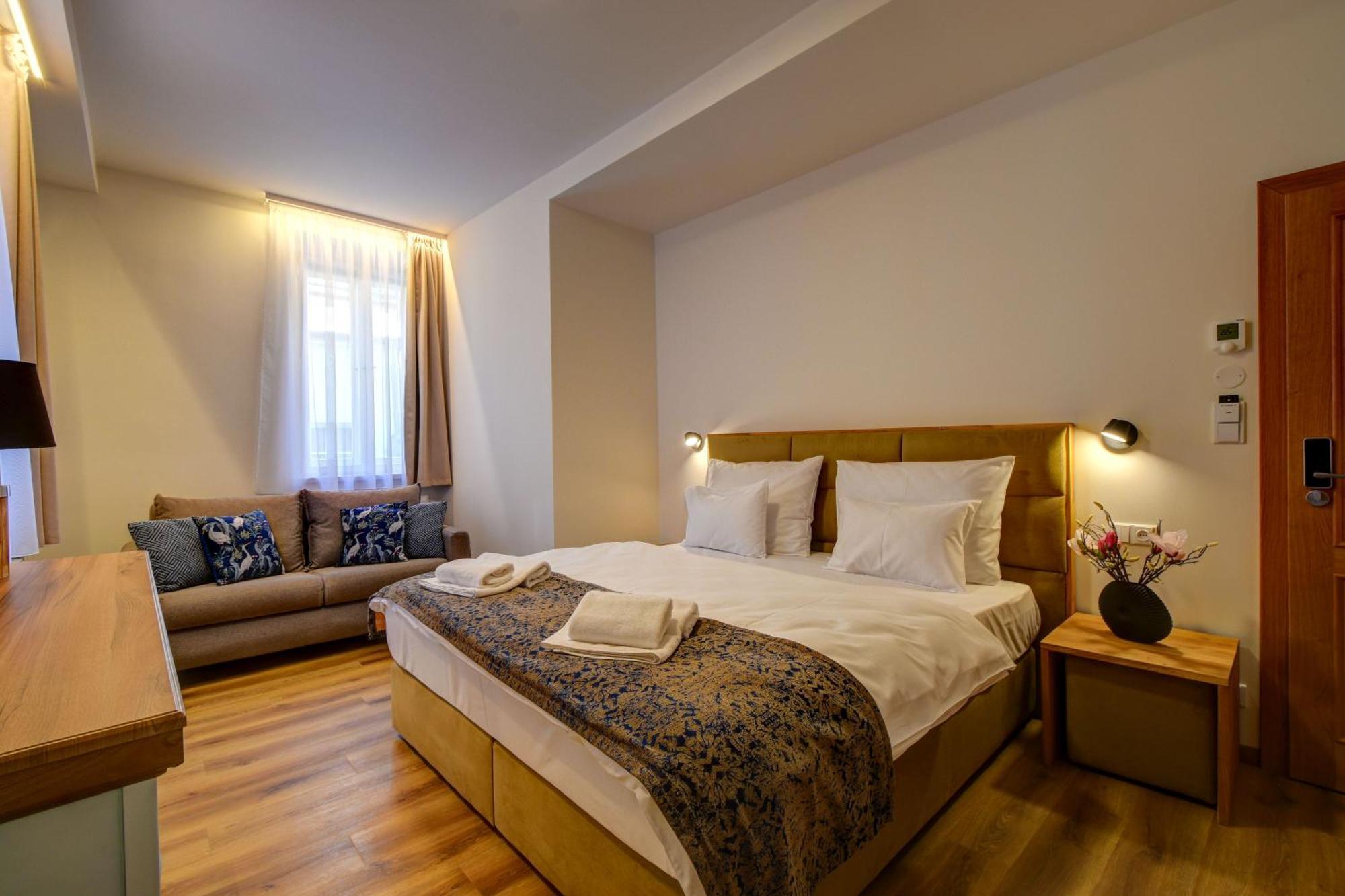 Karlova 4* Prague