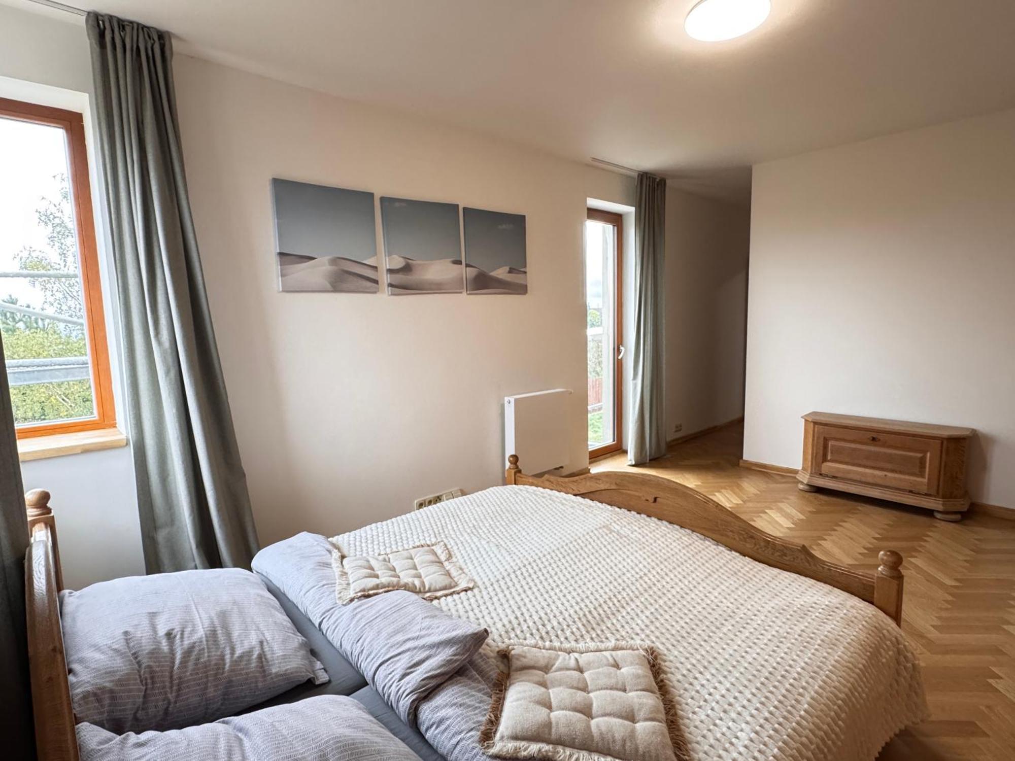 Familyvilla, New 4 Luxury Big Apartments, Parking