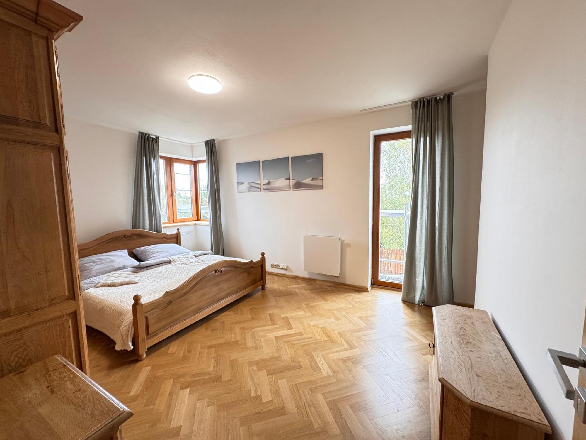 Familyvilla, New 4 Luxury Big Apartments, Parking Daire