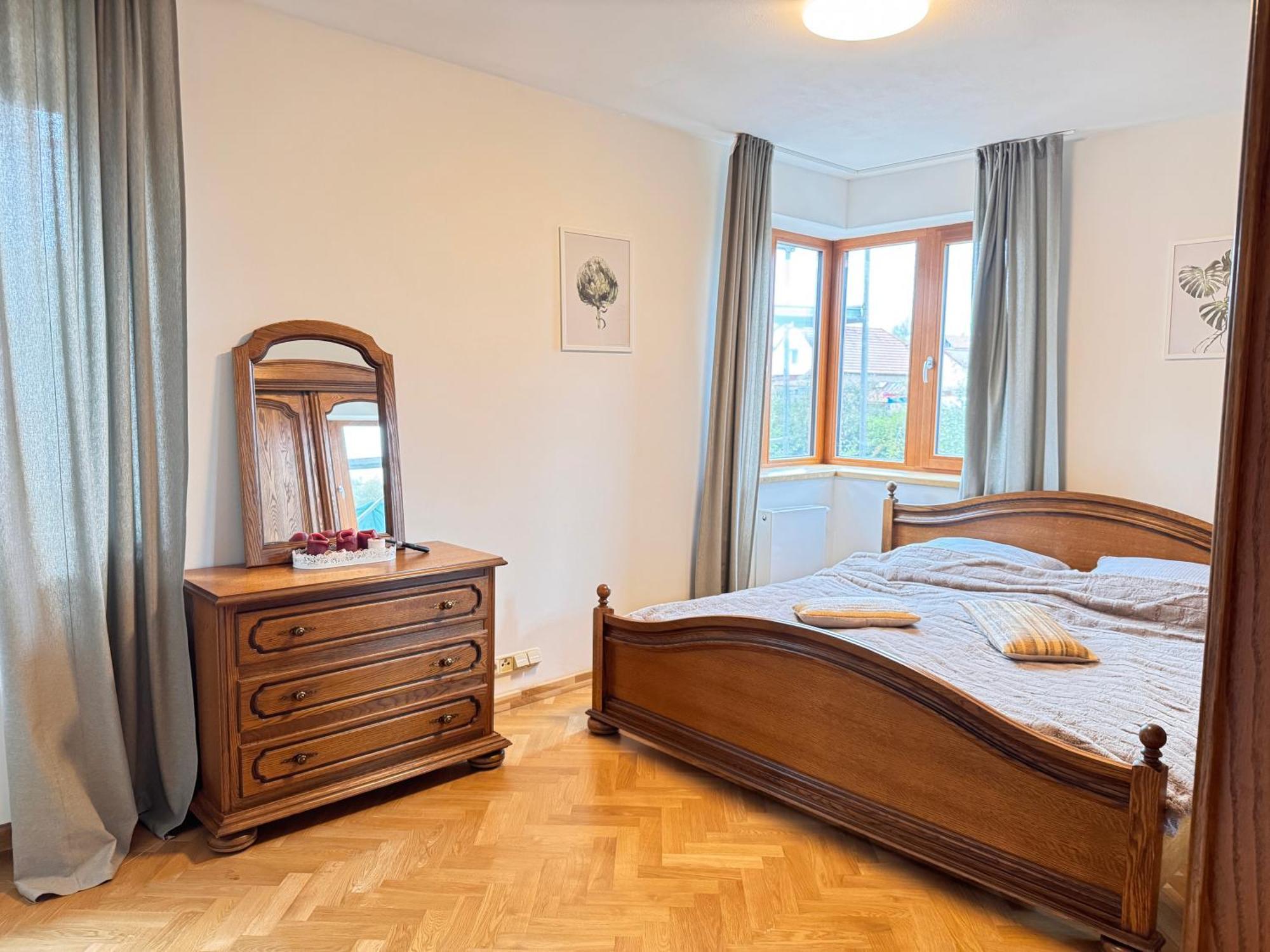 Familyvilla, New 4 Luxury Big Apartments, Parking Daire