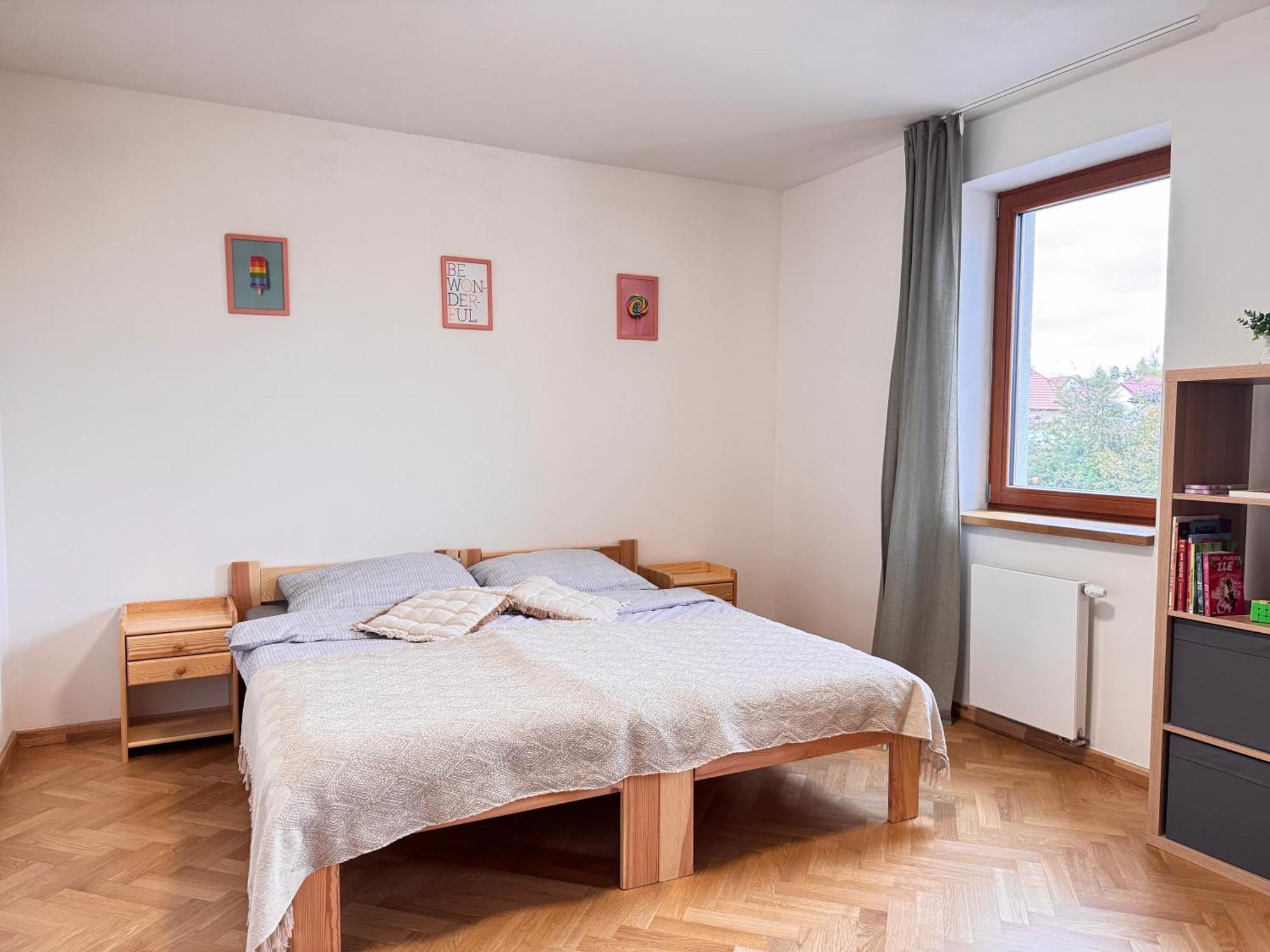 Daire Familyvilla, New 4 Luxury Big Apartments, Parking