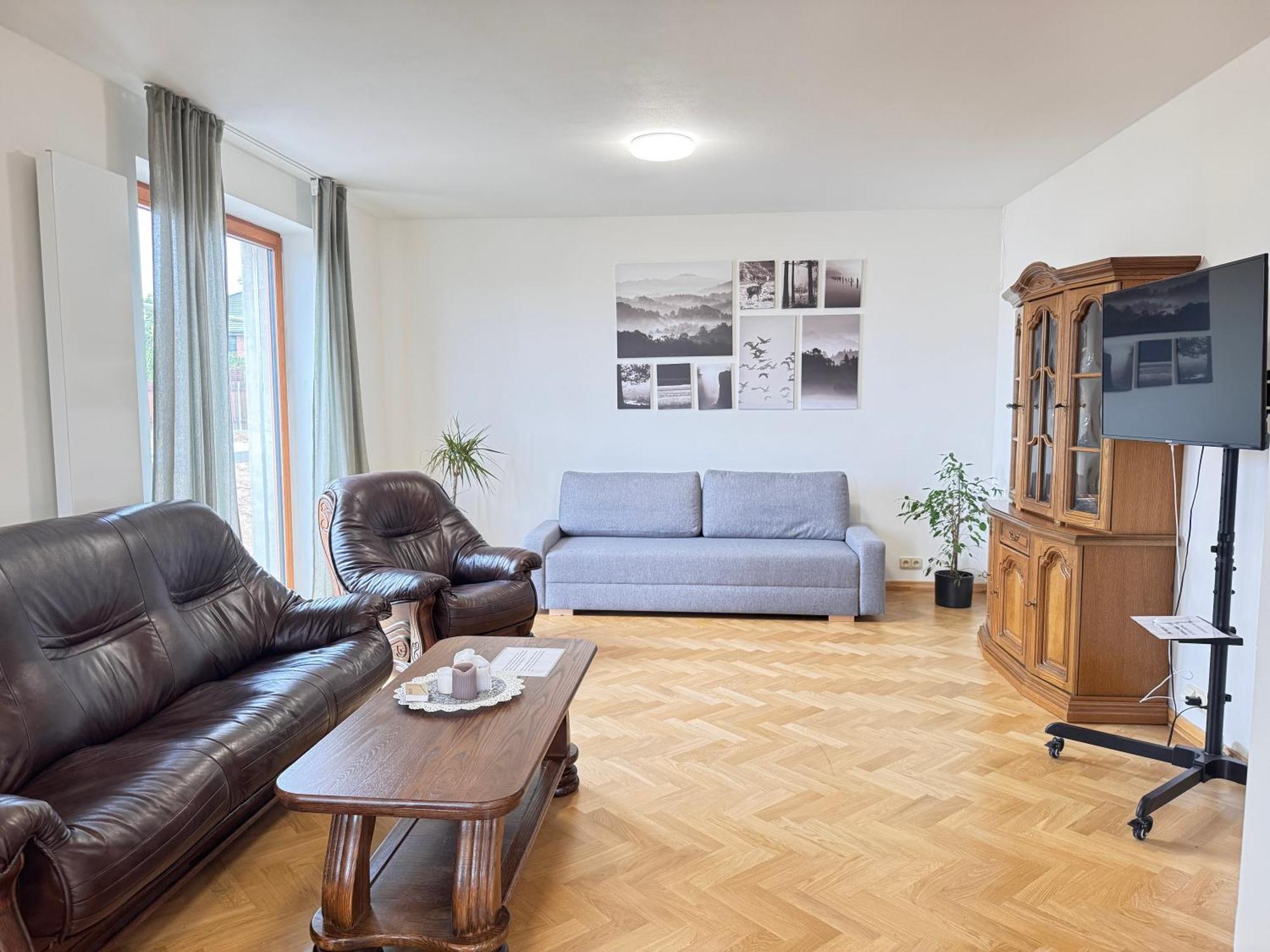 Familyvilla, New 4 Luxury Big Apartments, Parking Daire Prag