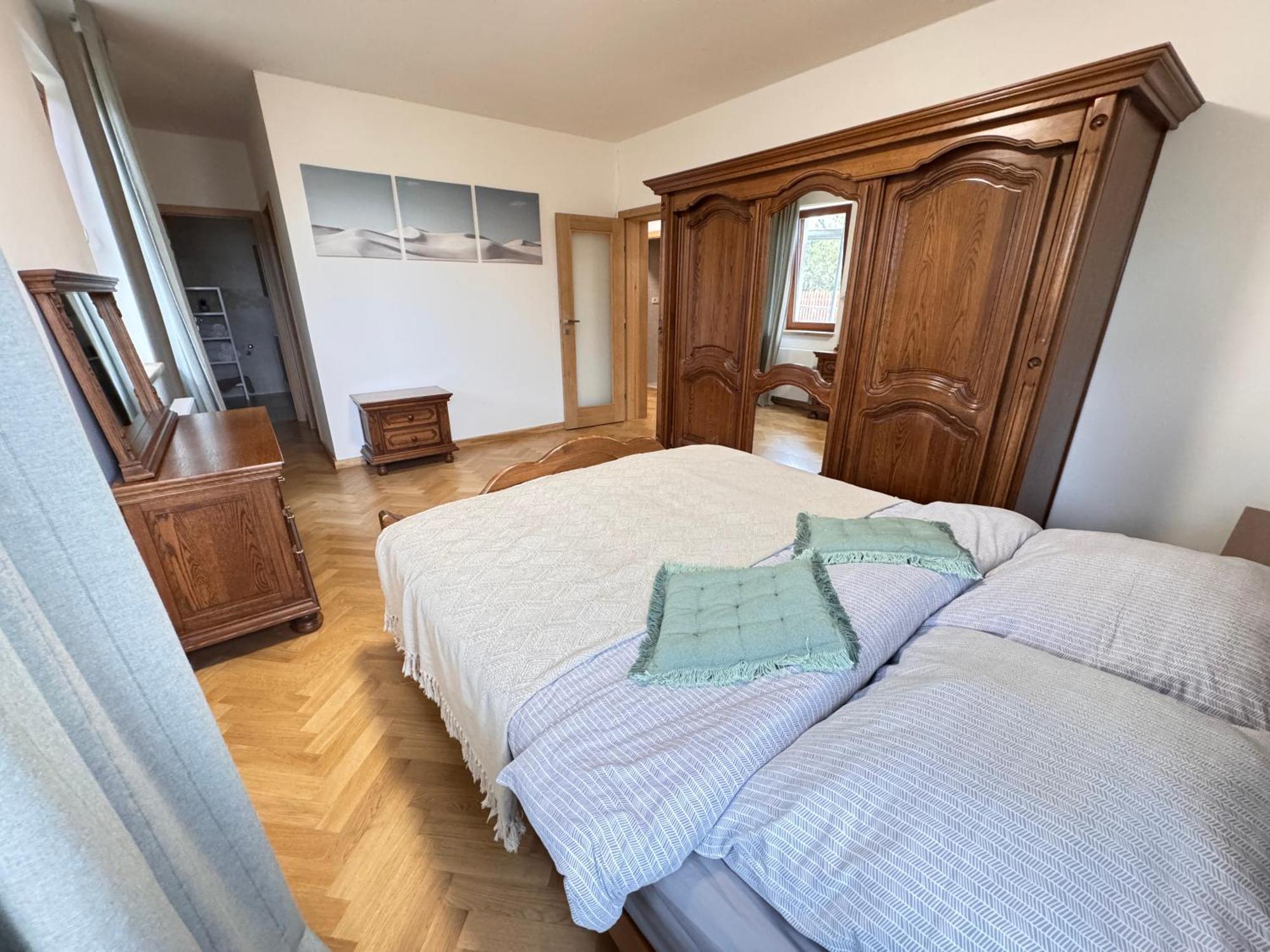 Daire Familyvilla, New 4 Luxury Big Apartments, Parking *