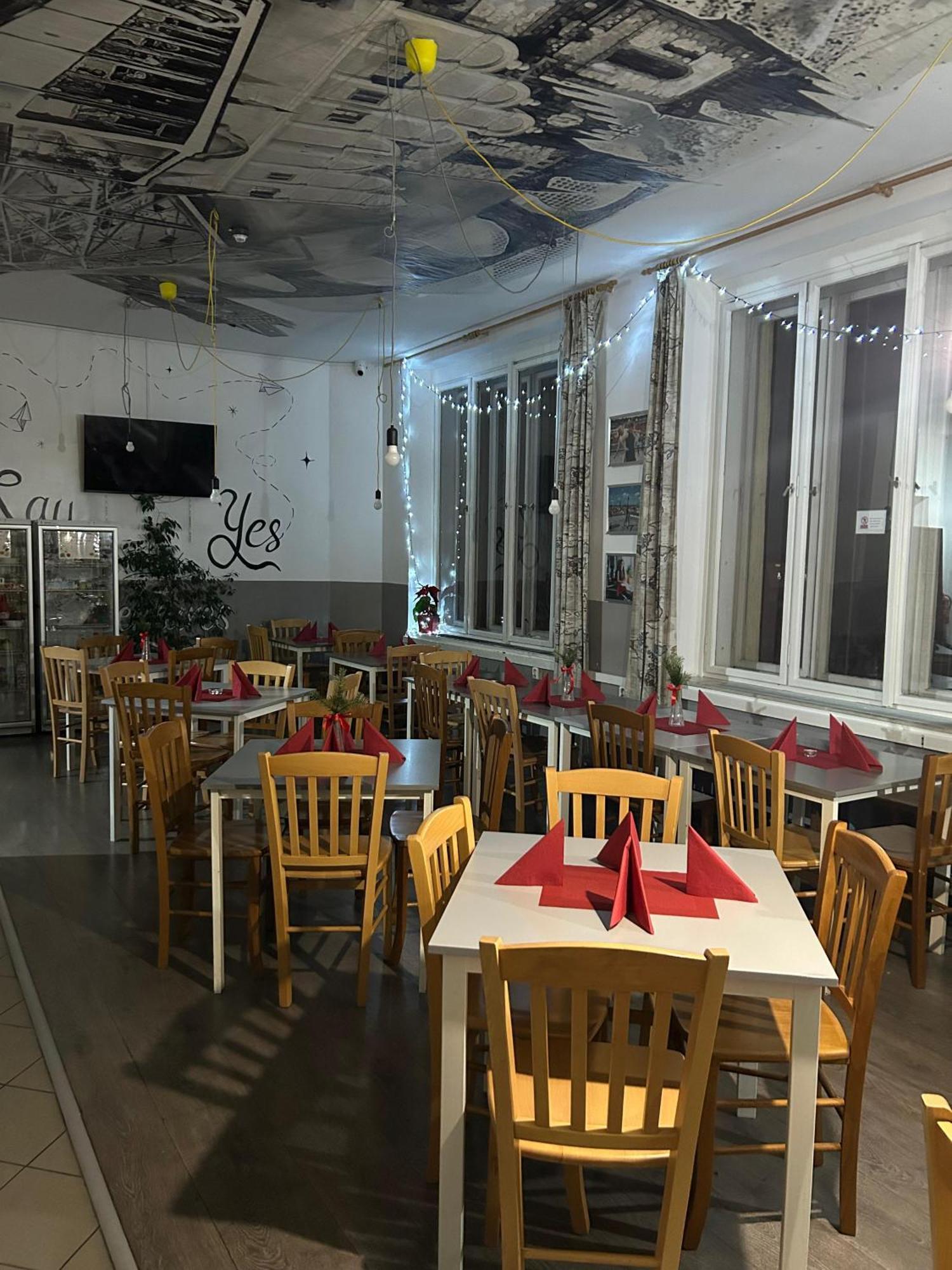 Downtown Hostel *
