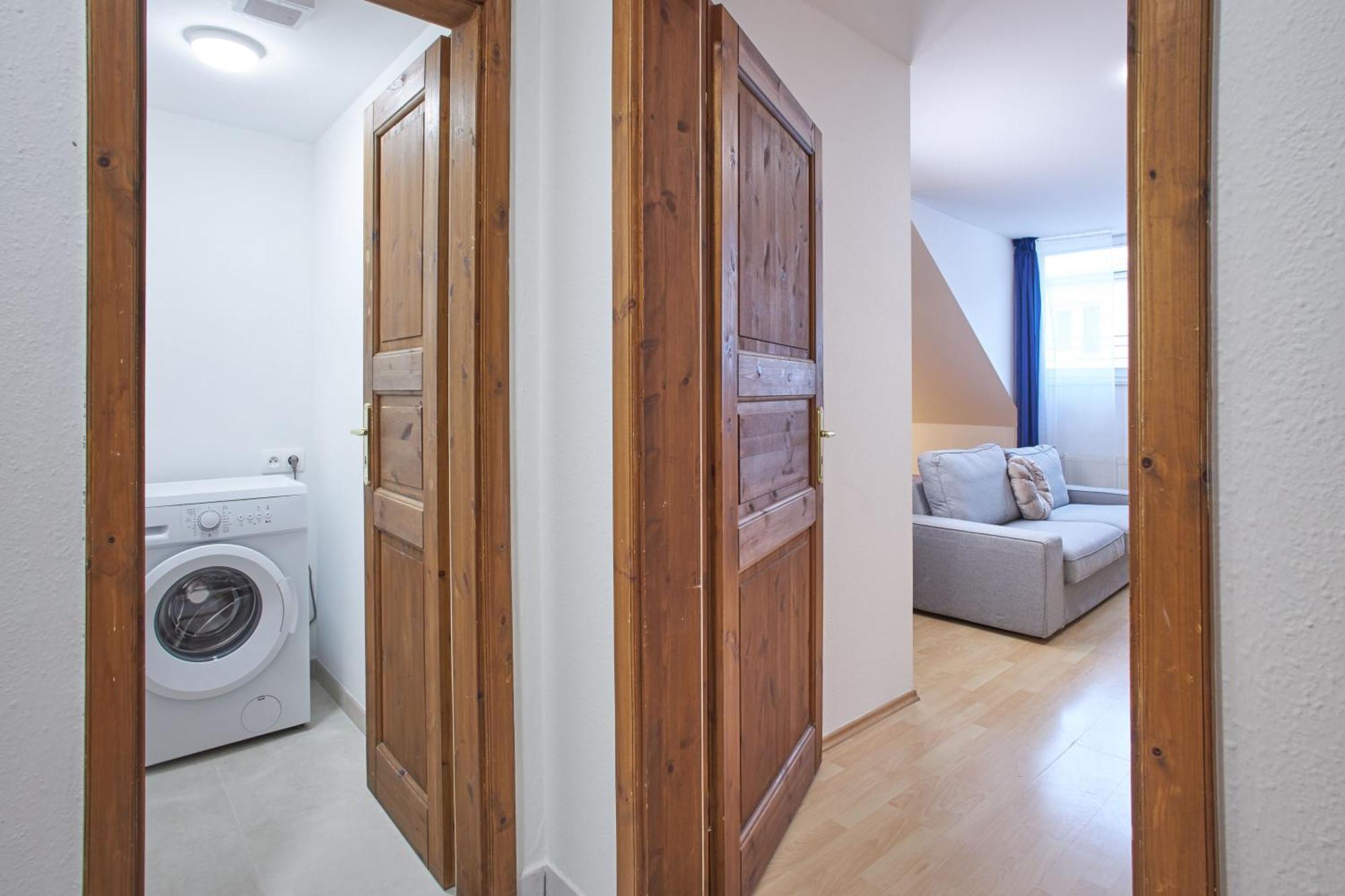 Wenceslas Square Apart Otel Prag