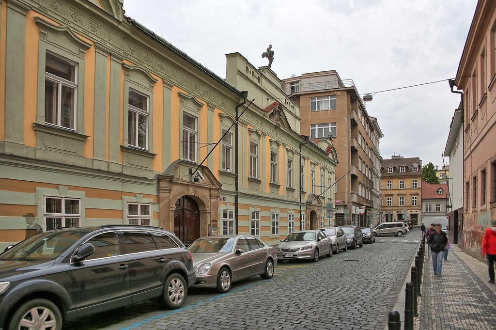 Apartment Vorsilska Prague