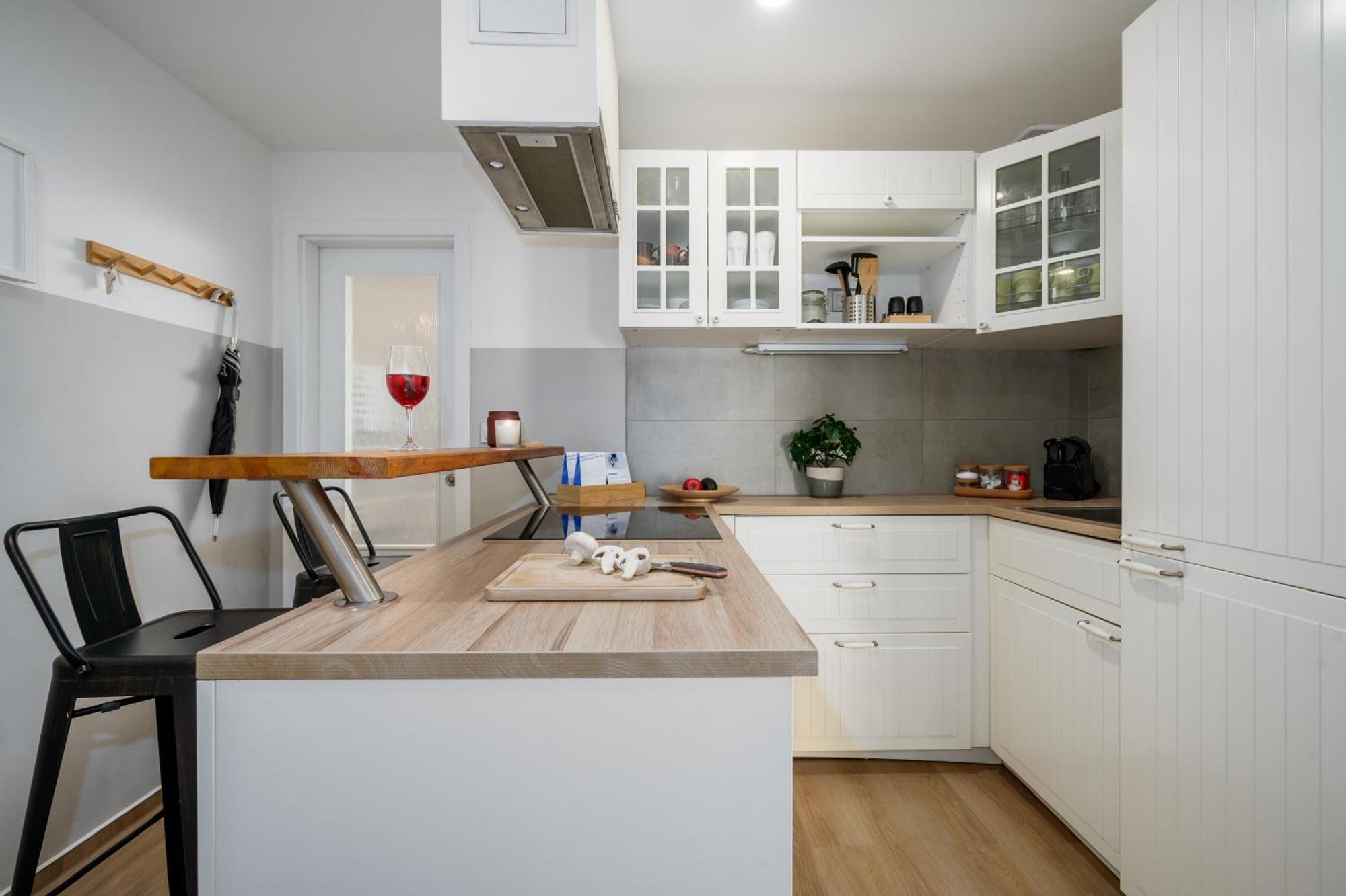 Apartamento Days - 2bdr - Quiet Area - Workspace Praga