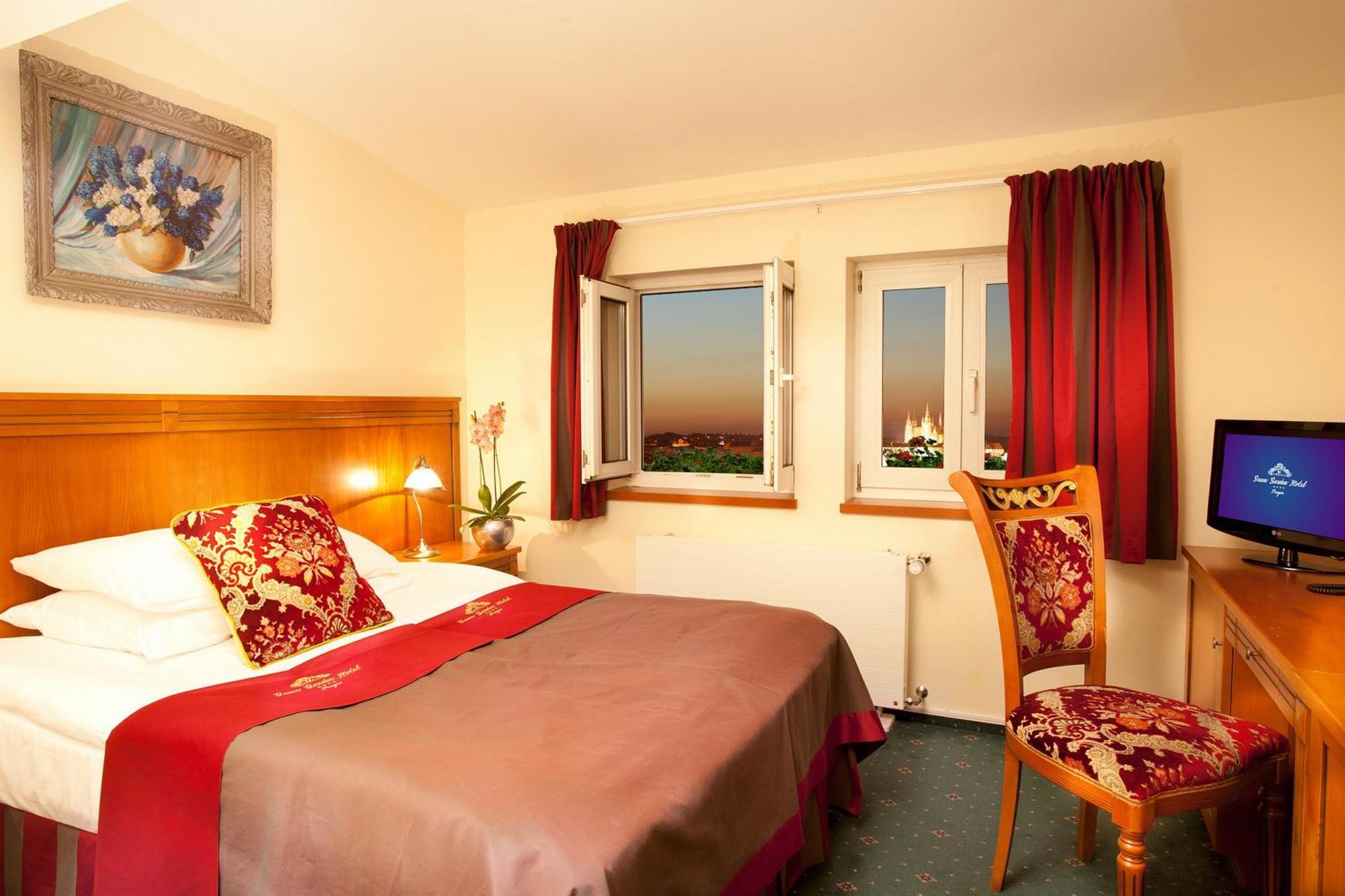 Hotel Garden 4*