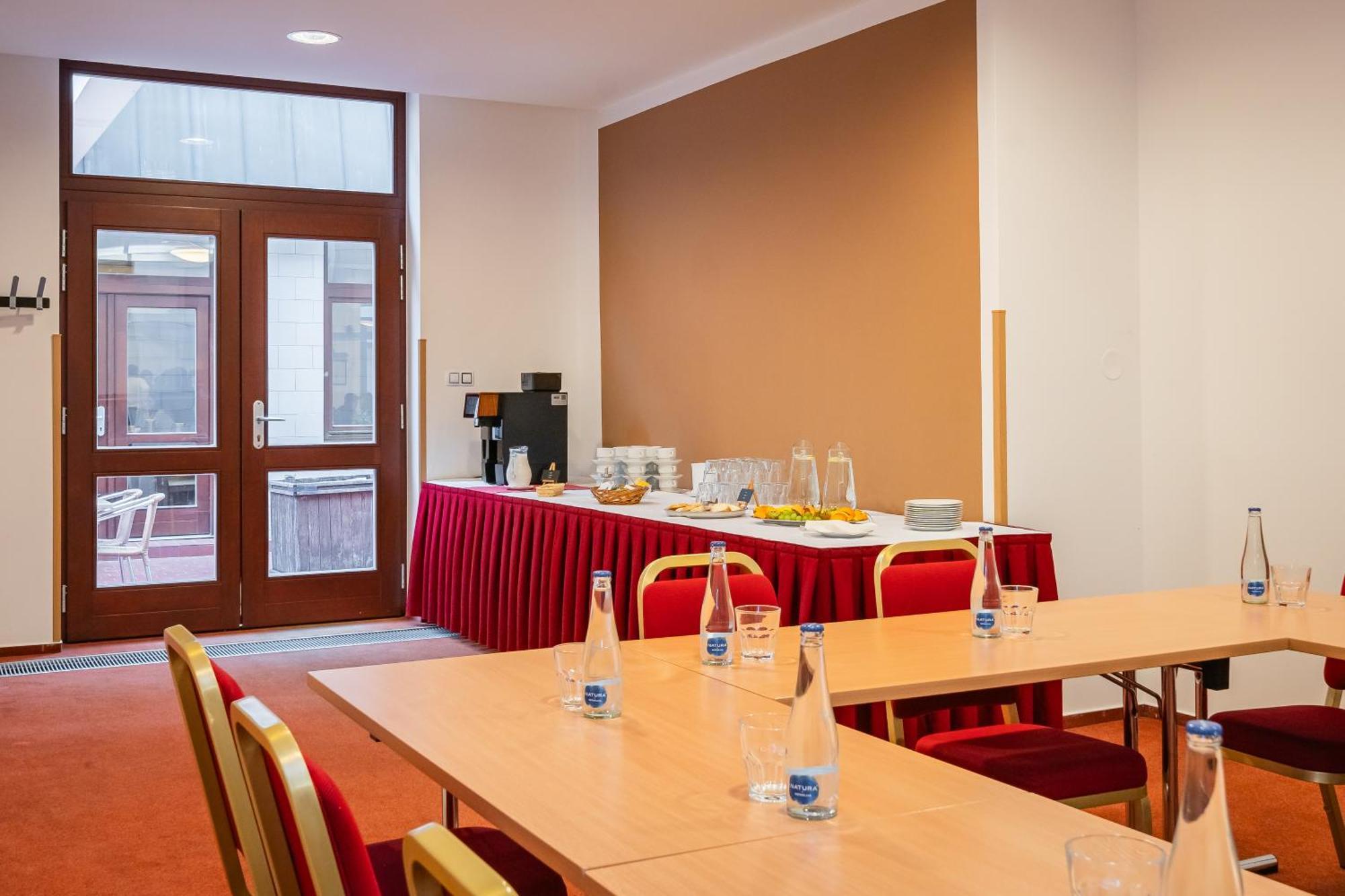 Hotel Globus