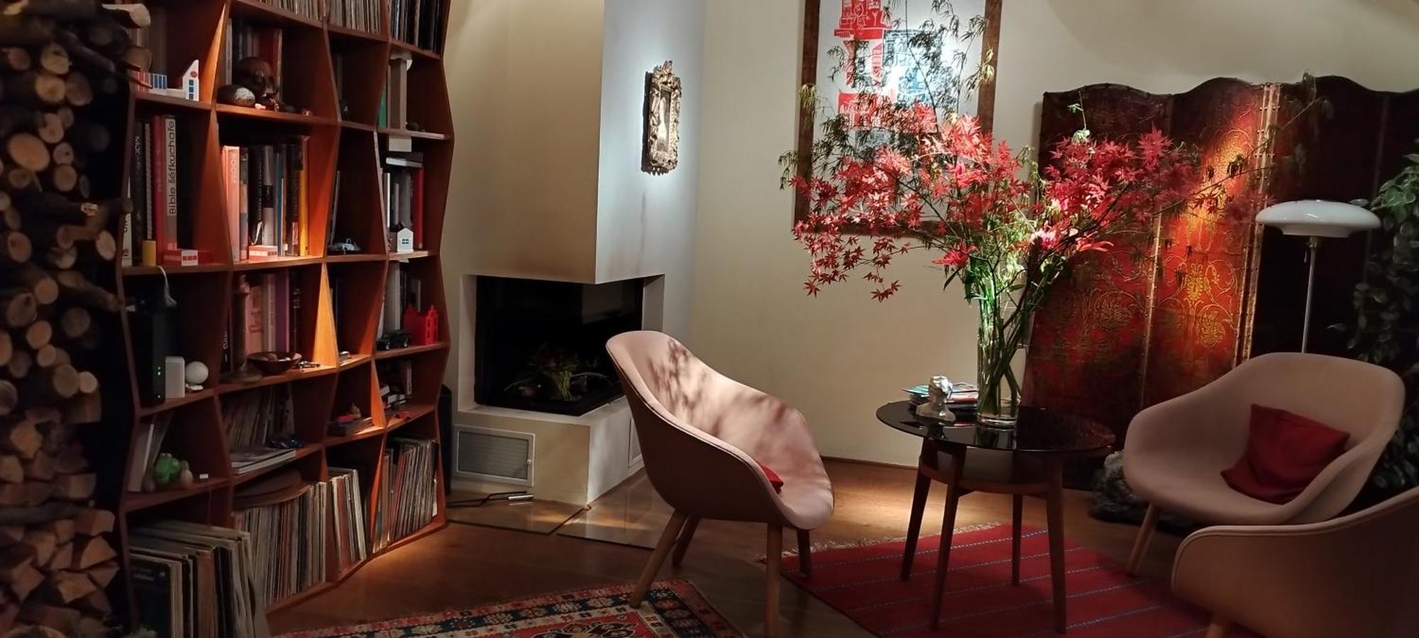 Gasthof Guestrooms, Rooftop With Garden, Spacious Living Room, Character And Fireplace Prag