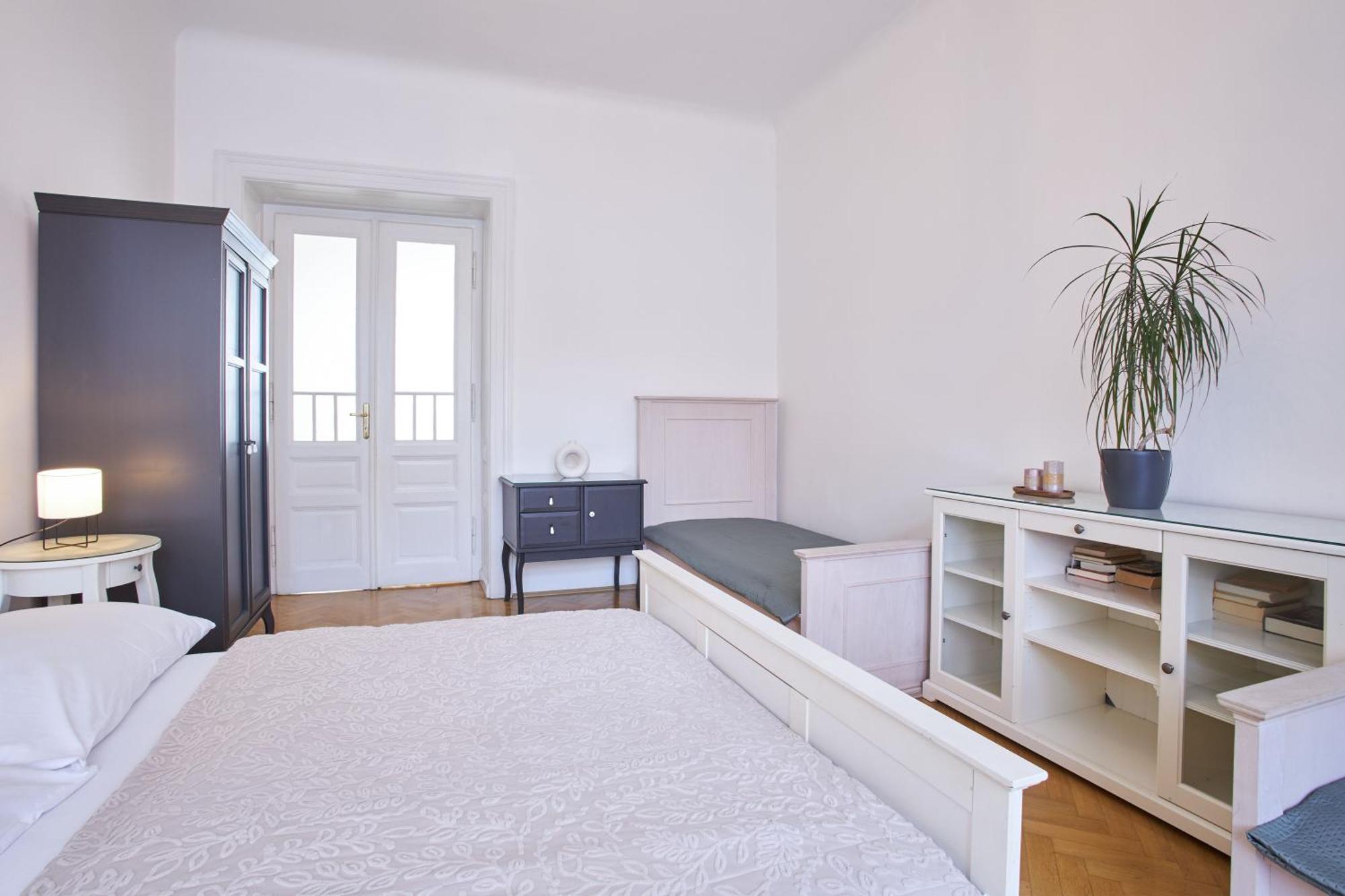 Charles Bridge Premium 4* Prag