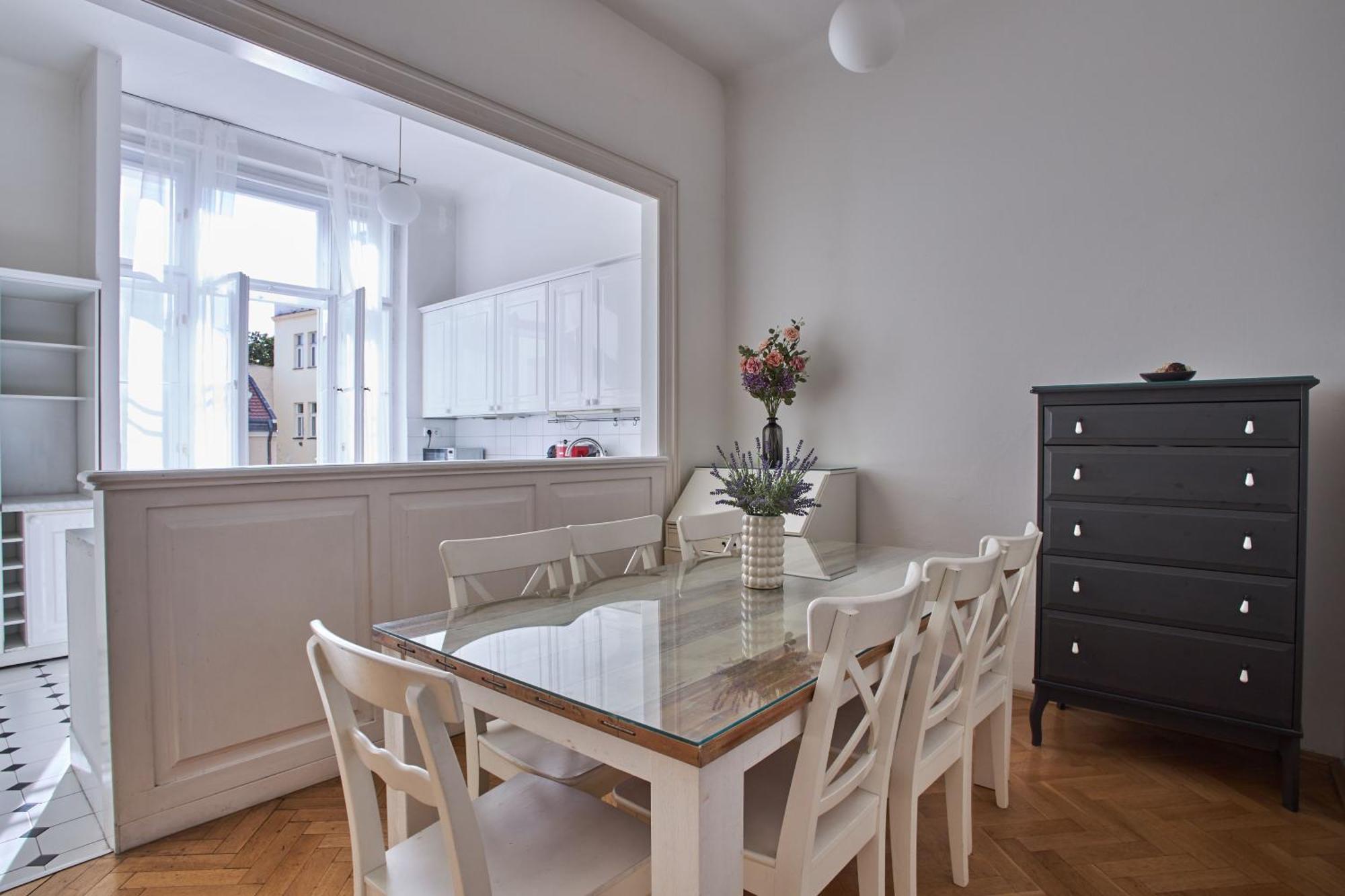 Charles Bridge Premium Apart Otel