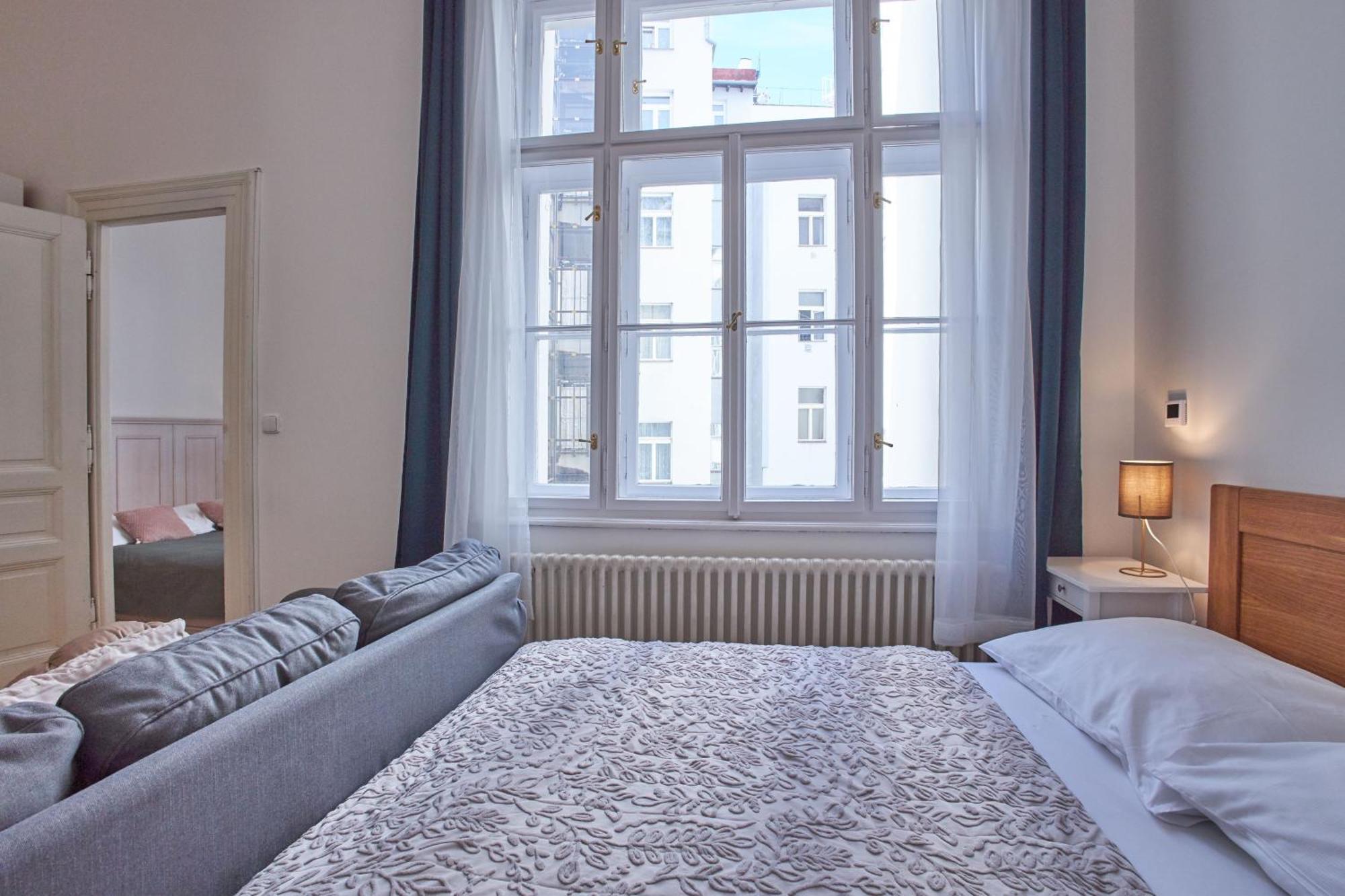 Charles Bridge Premium 4*