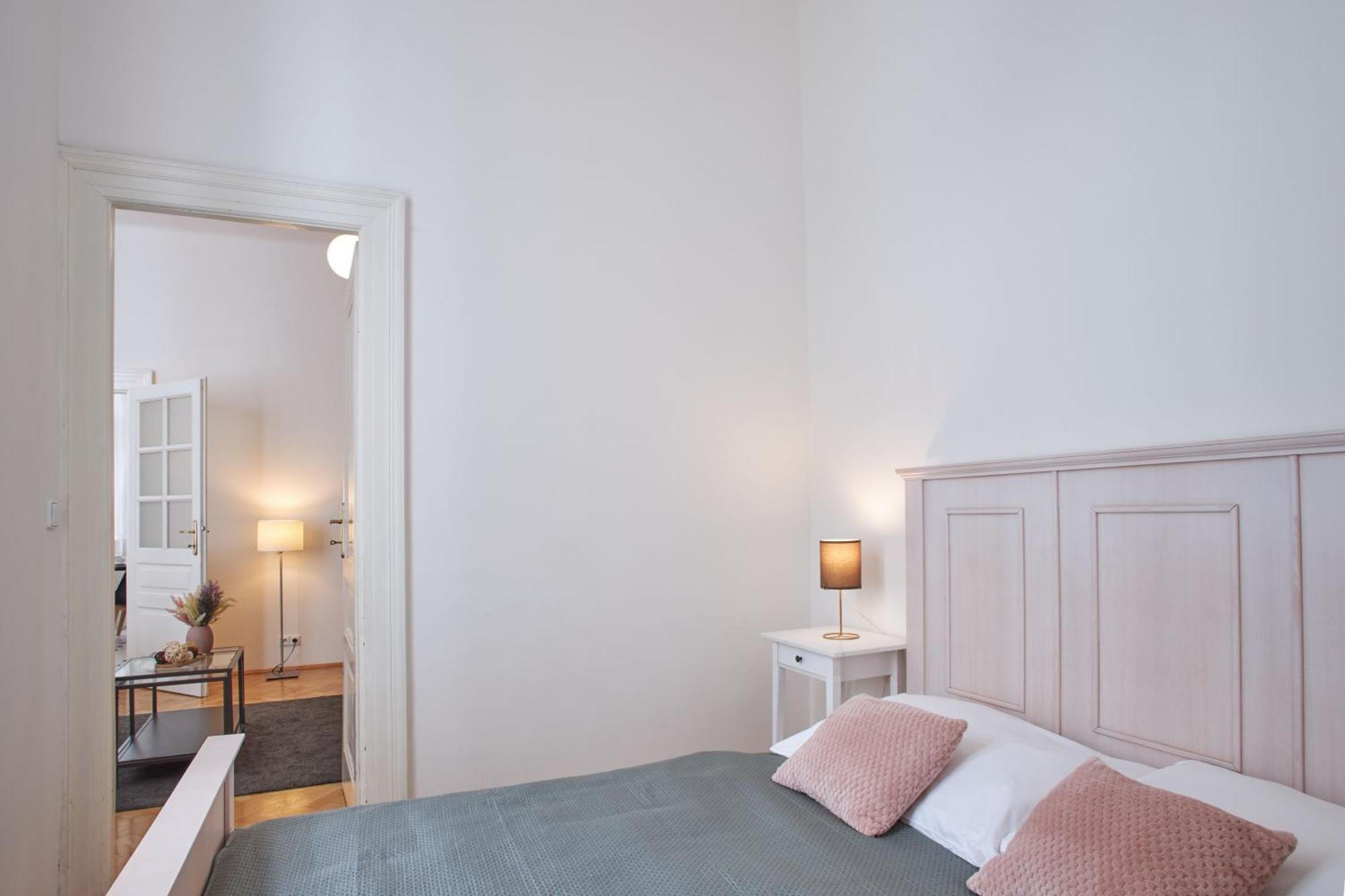 Charles Bridge Premium 4* Prag