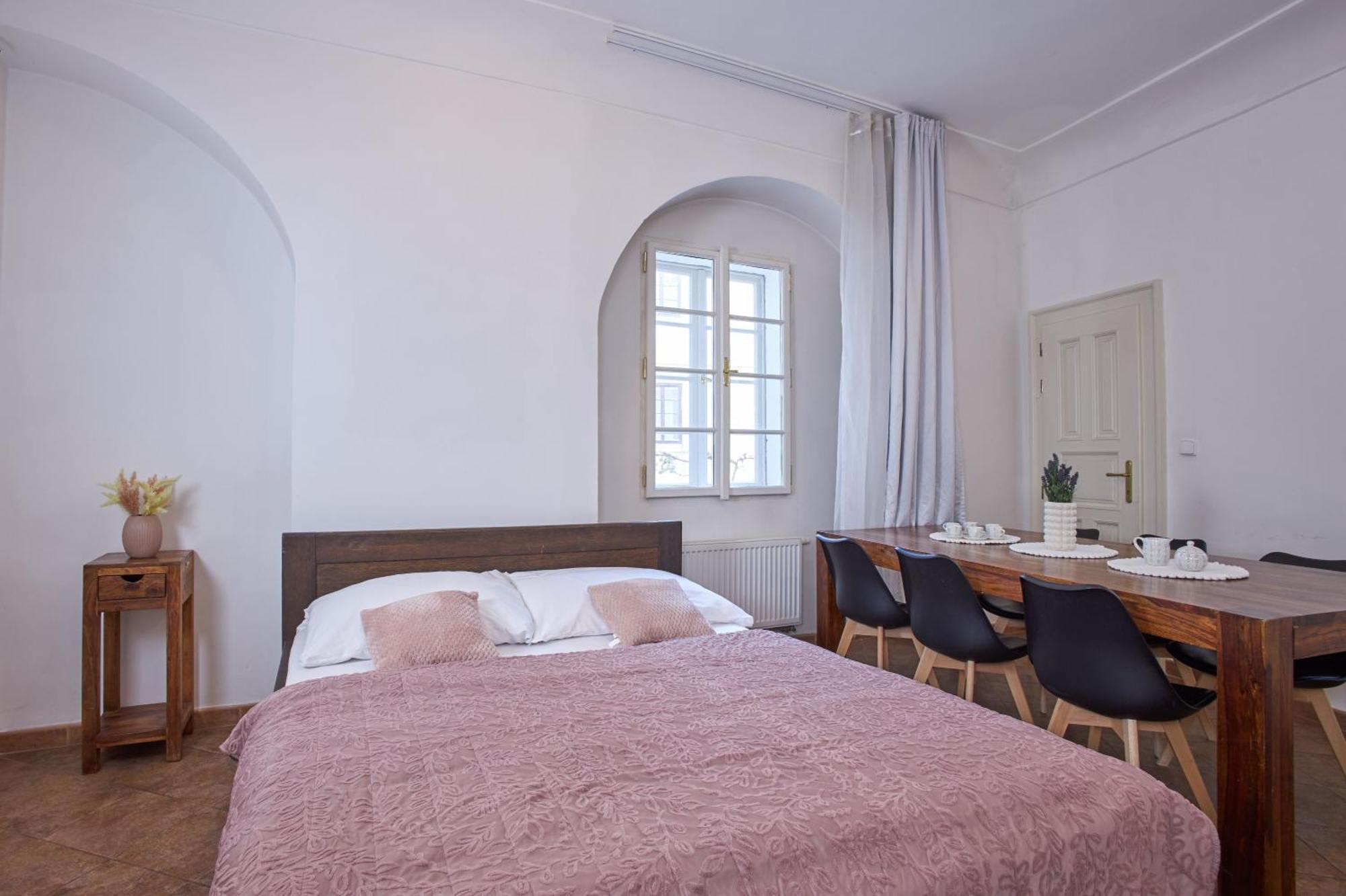 Apartment Charles Bridge