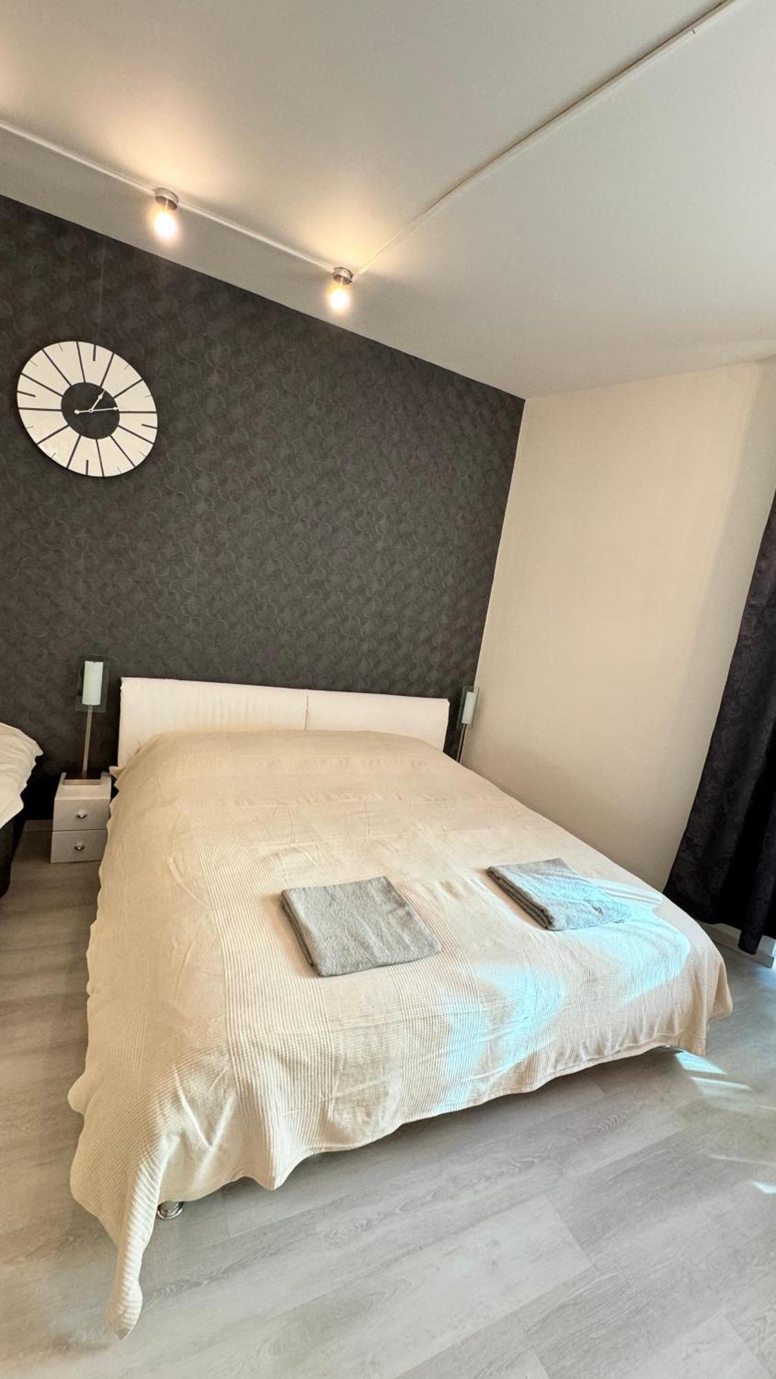 Apartment Jeseniova Prague