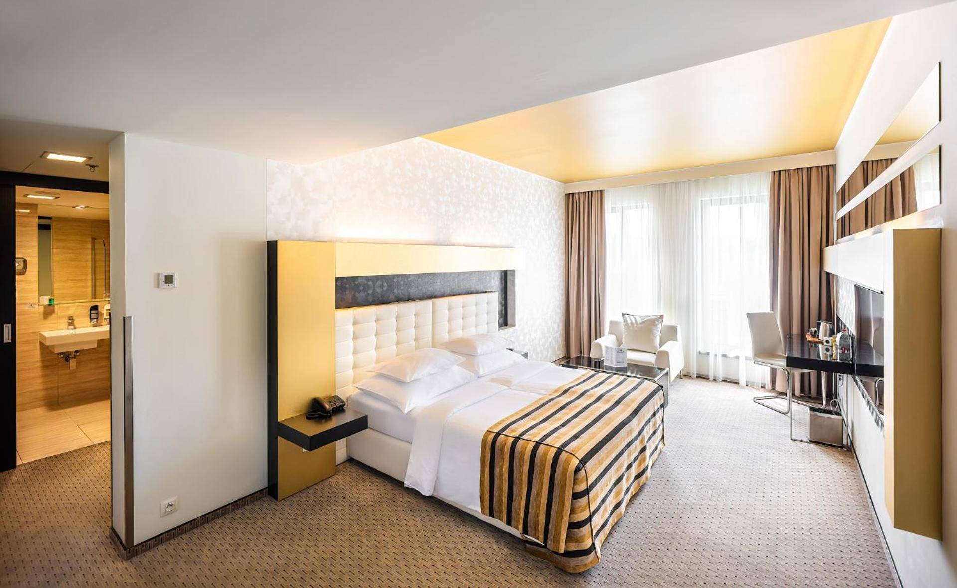 Grandior 5* Prague