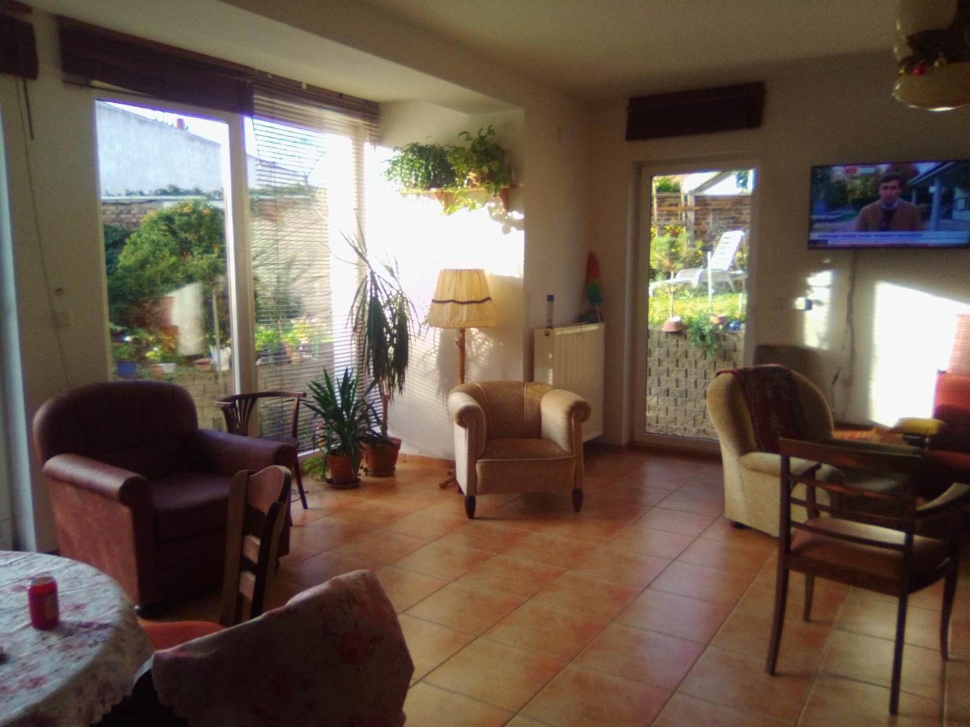 Guest house Charlie Retro-modern Design 3*