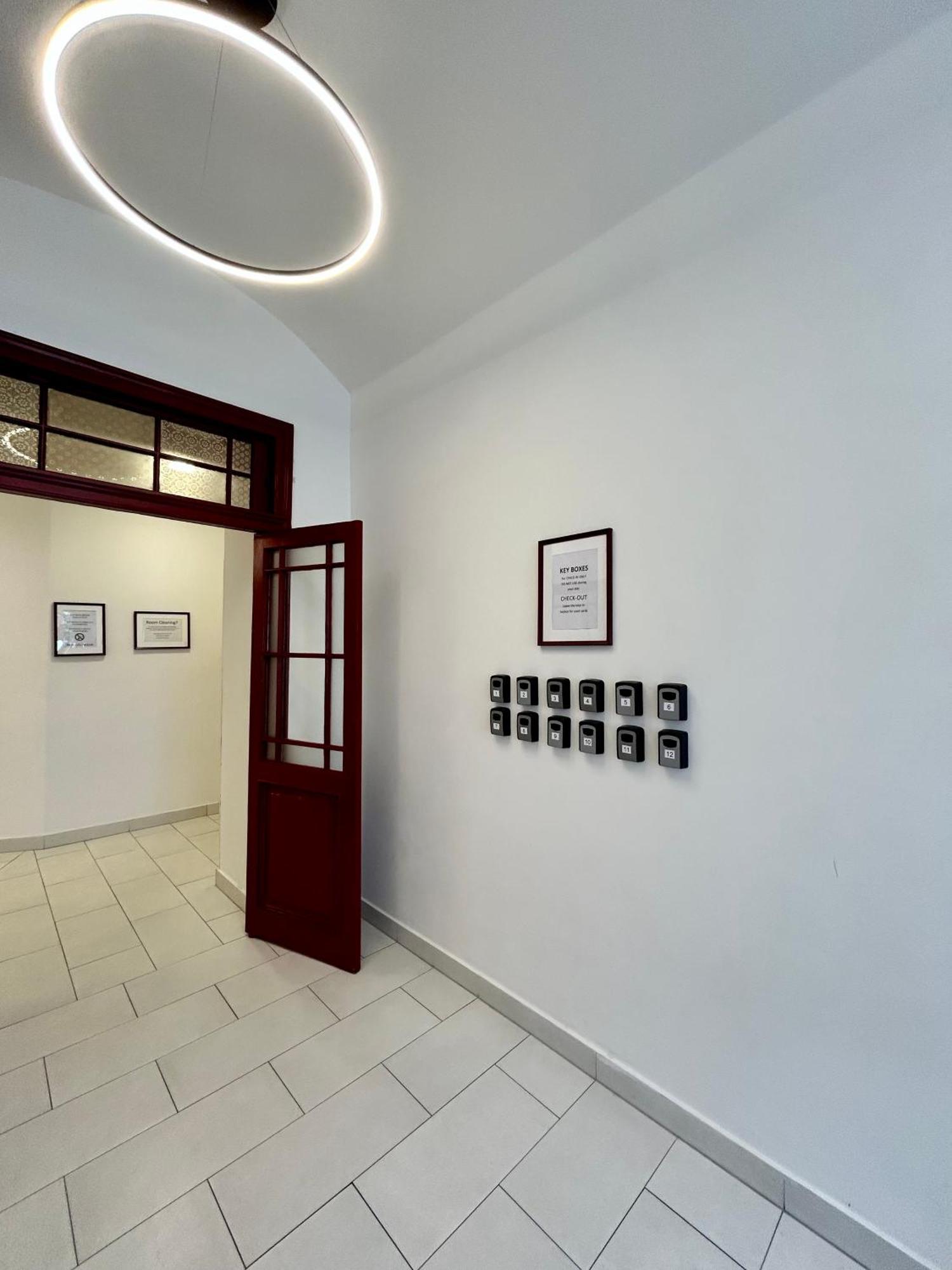 Figaro Aparthotel 4*