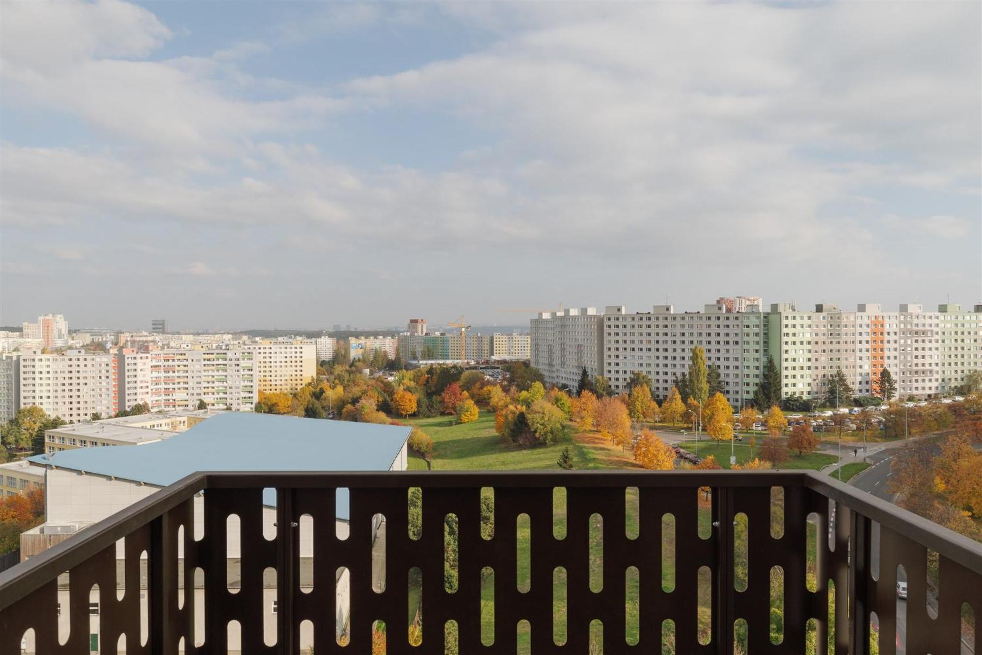 Apartamento Good Vibe Near Metro - Garage, Air-conditioning, Vinyl Player Praga