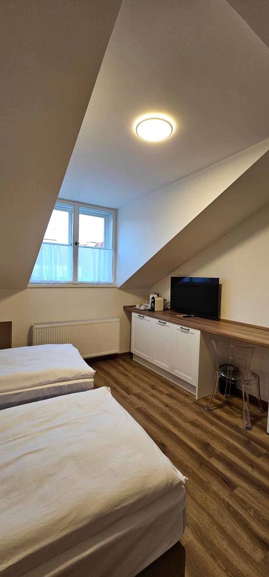 Hotel Karlova Prague