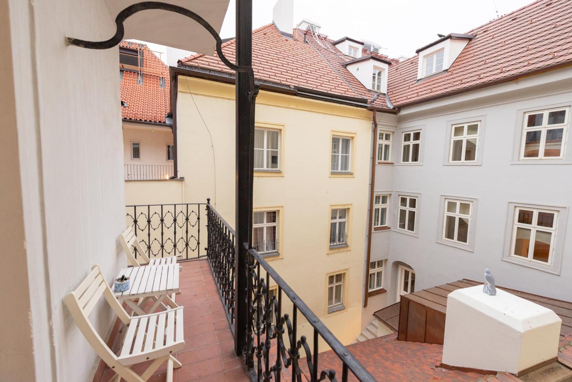 Adam's - Great Price & Location * Prague
