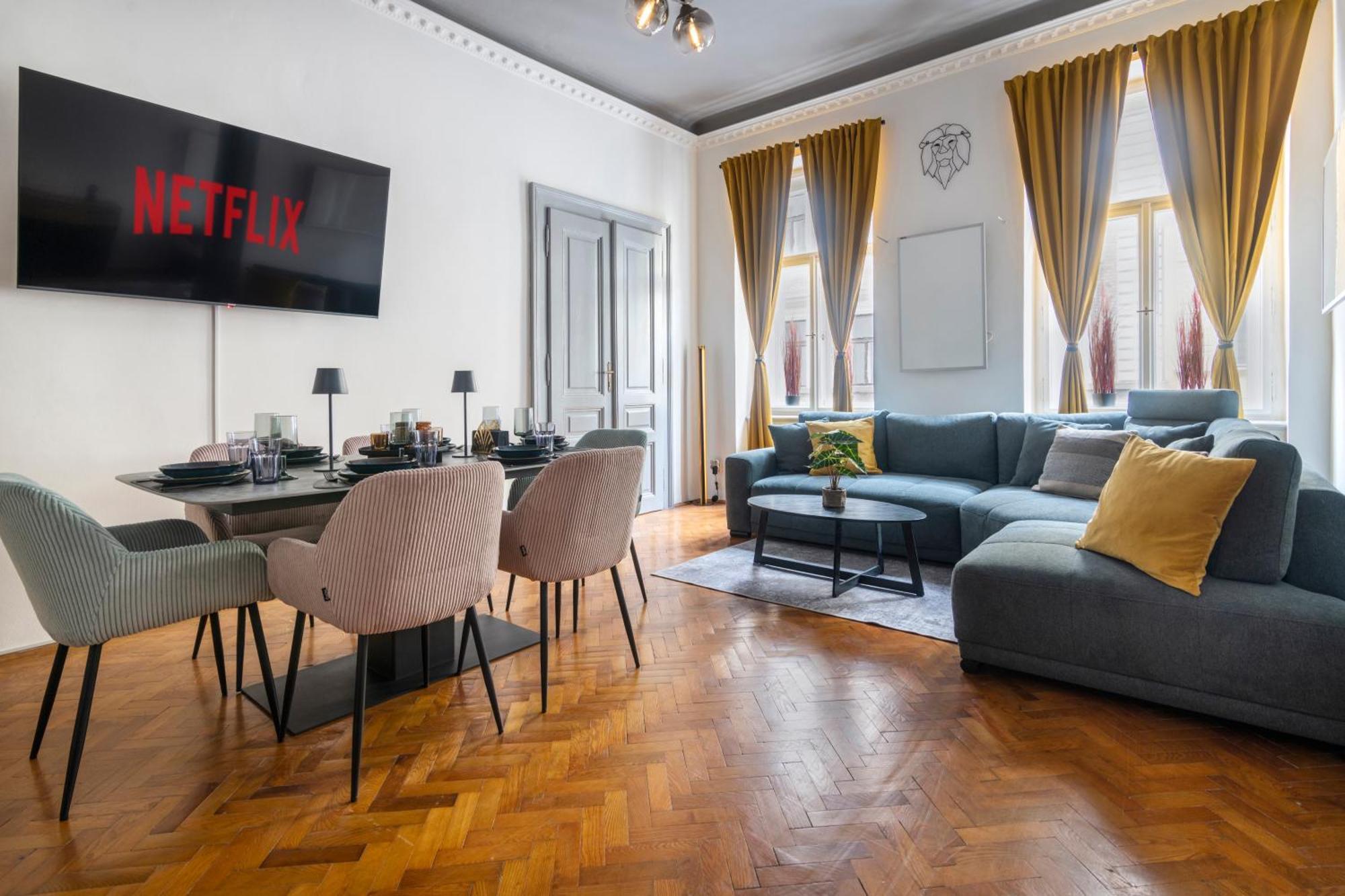 Apartment 3 Bedroom Prague