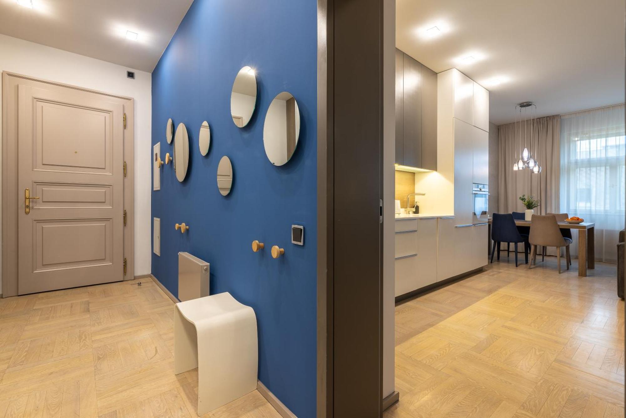 Chic & New Town By Subway Apartment Prague