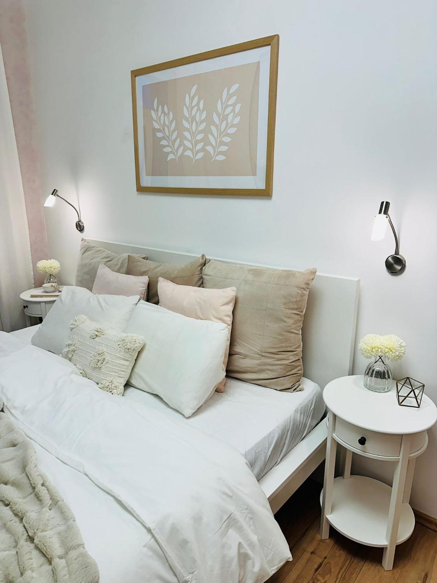 Away From Apartamento