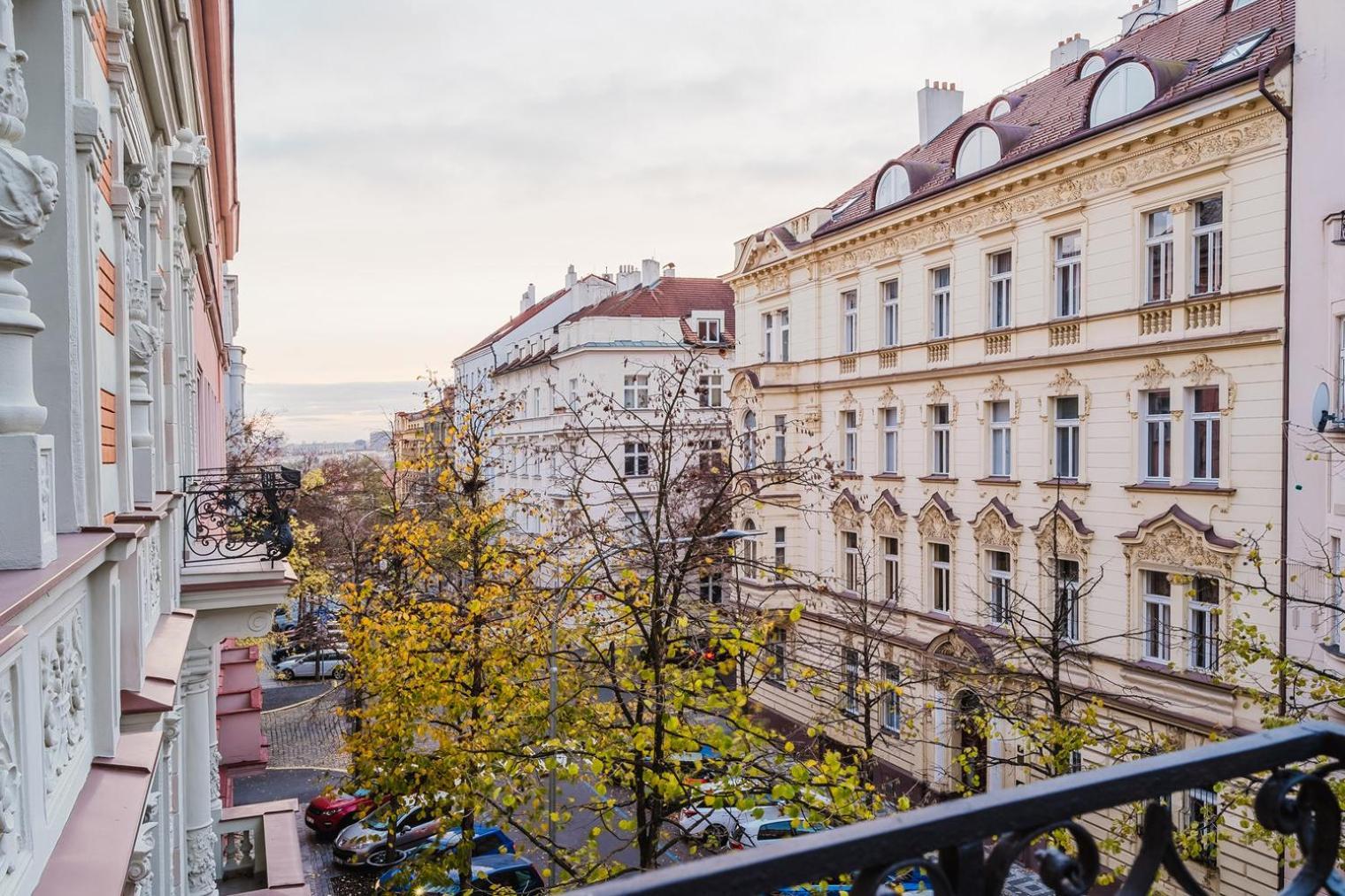 Apartment Blueground Vinohrady Balcony Luxury Area Prg-32